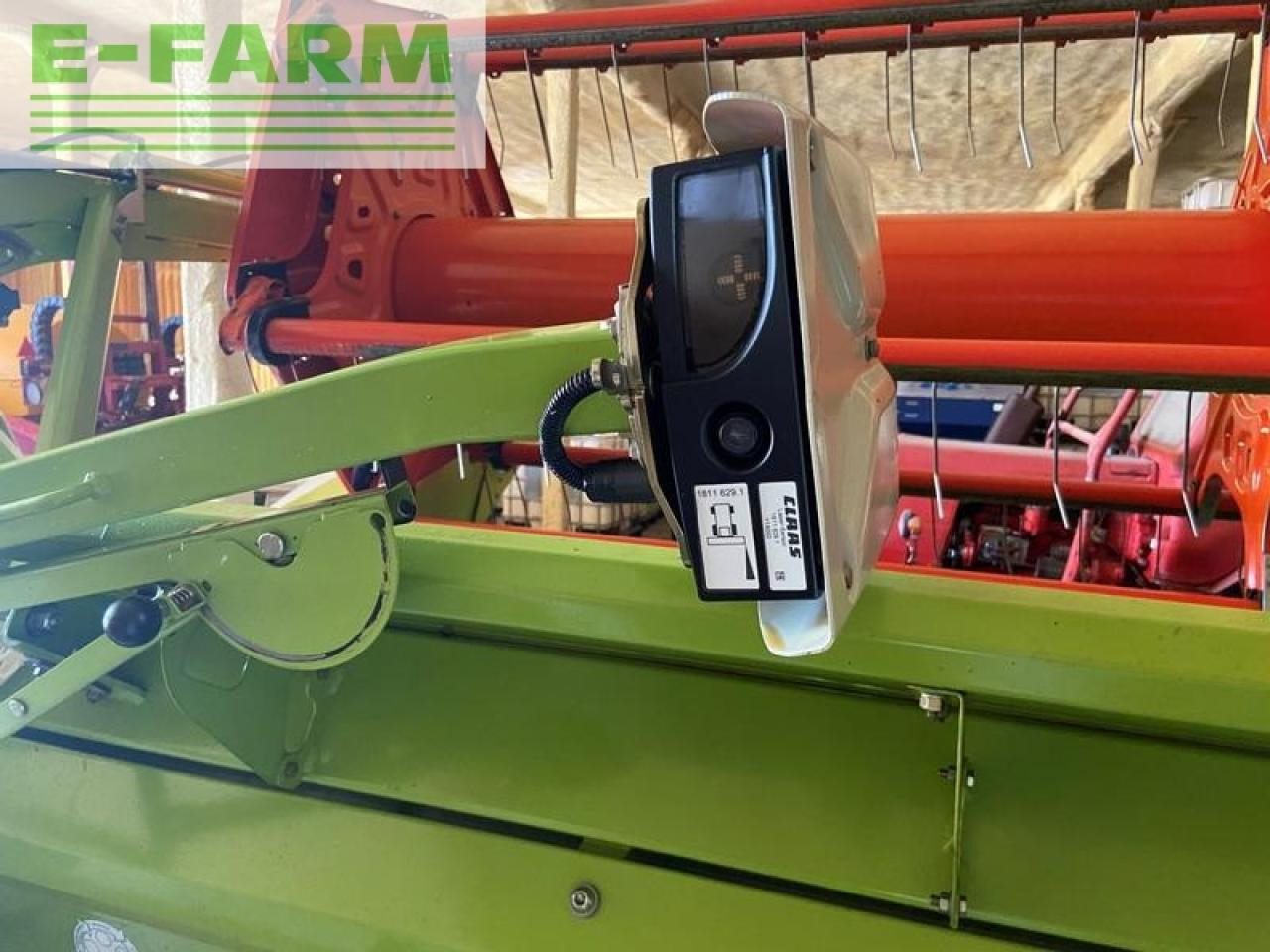 Kombájn CLAAS lexion 750: 38 kép.
