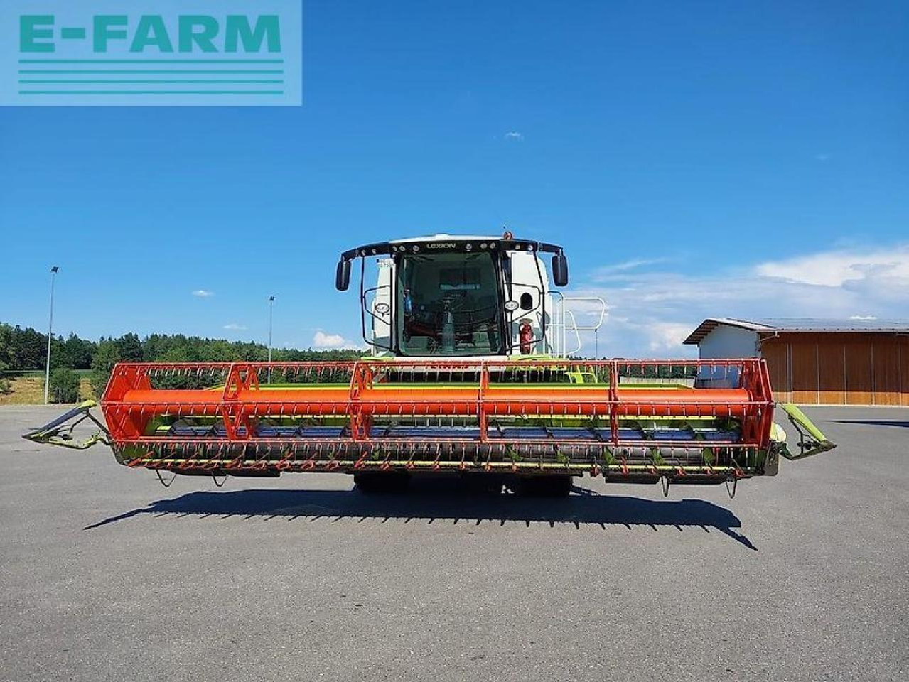 CLAAS lexion 750 - Kombájn: 3 kép. CLAAS lexion 750 - Kombájn: 3 kép.