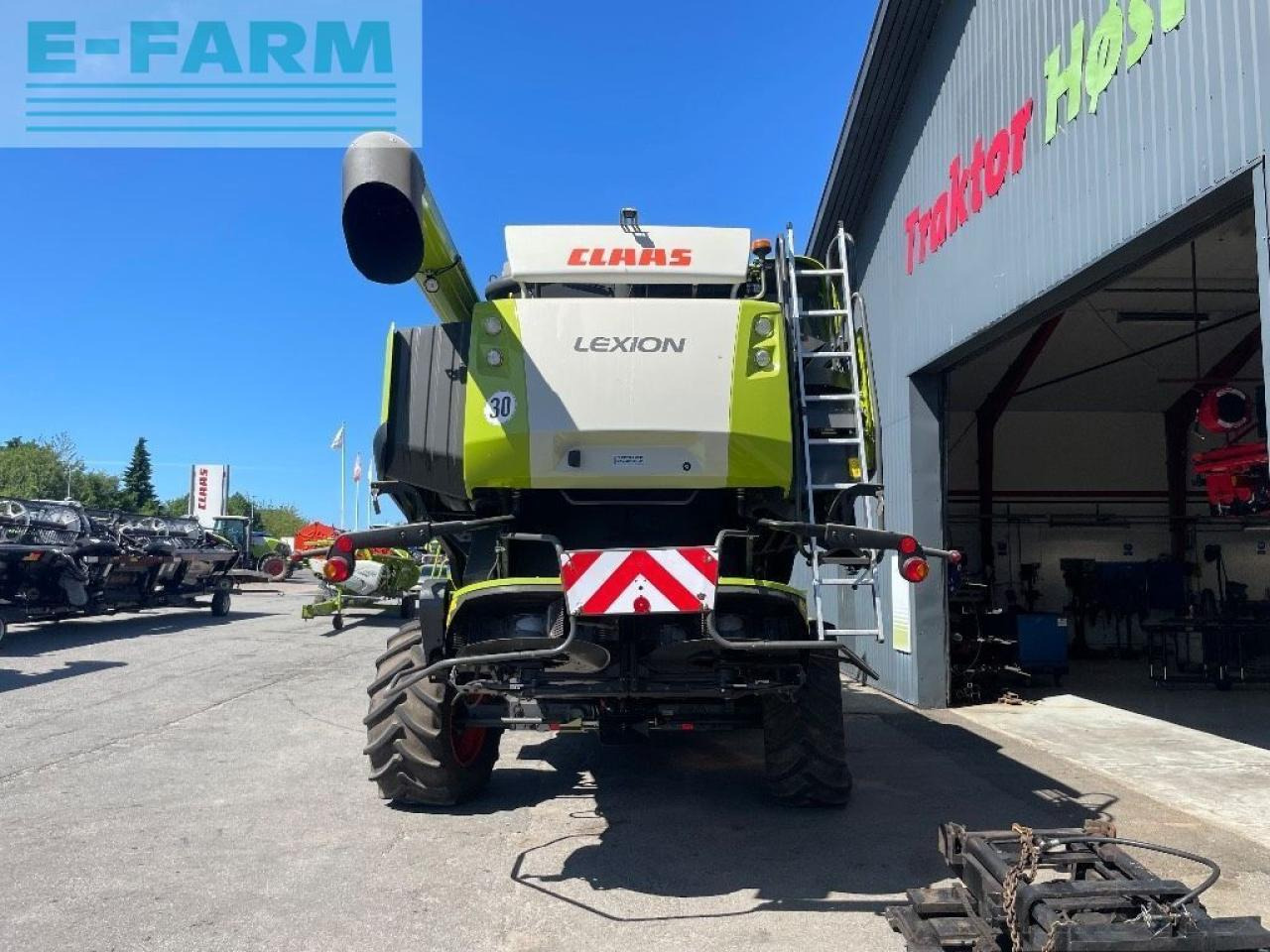 CLAAS lexion 760 - Kombájn: 4 kép. CLAAS lexion 760 - Kombájn: 4 kép.