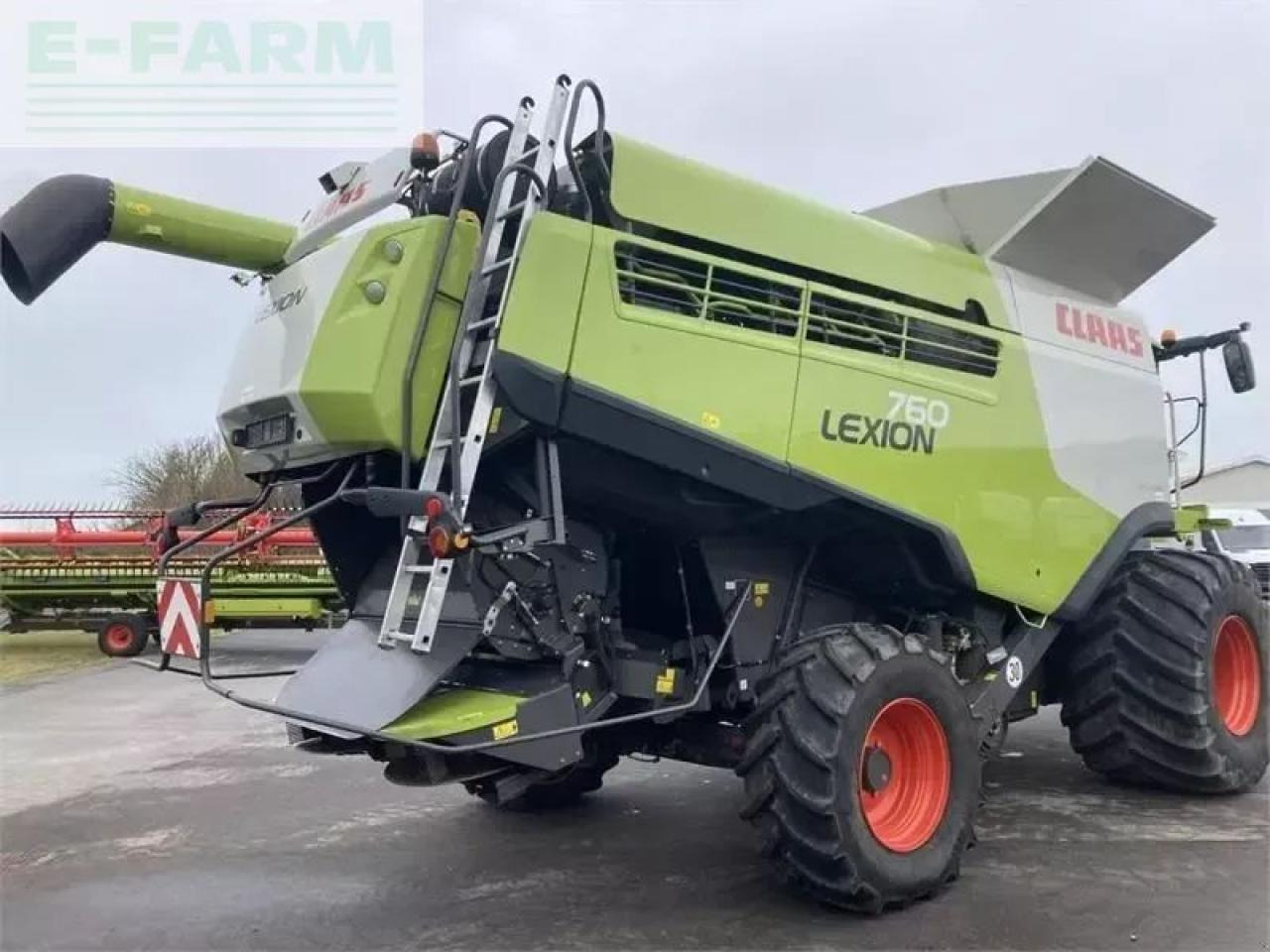 CLAAS lexion 760 - Kombájn: 4 kép. CLAAS lexion 760 - Kombájn: 4 kép.
