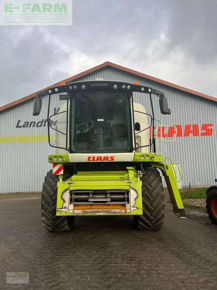CLAAS lexion 760 tier4i - Kombájn: 2 kép. CLAAS lexion 760 tier4i - Kombájn: 2 kép.