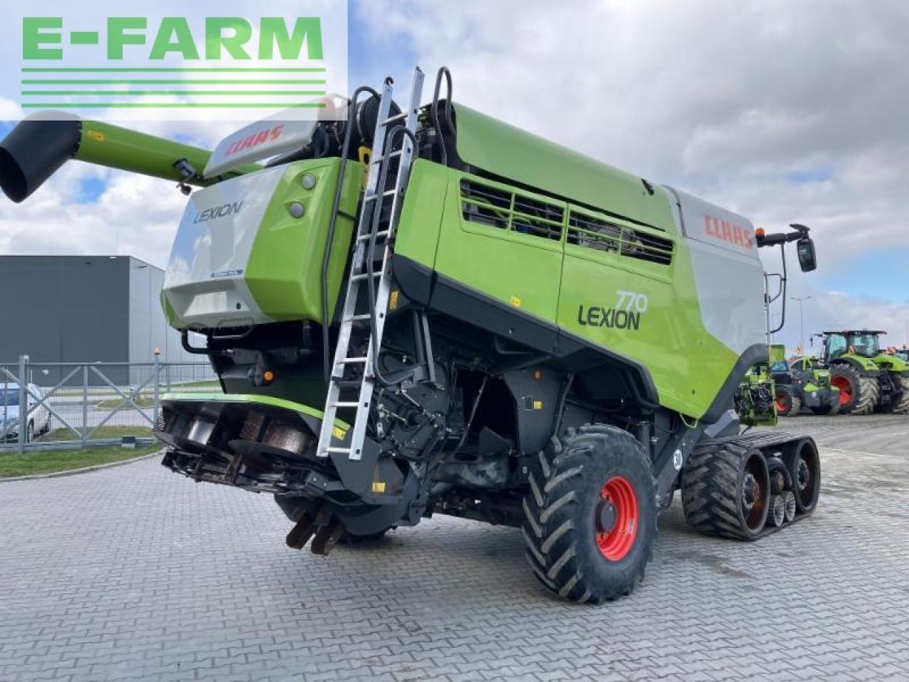 CLAAS lexion 770 terra trac - Kombájn: 3 kép. CLAAS lexion 770 terra trac - Kombájn: 3 kép.