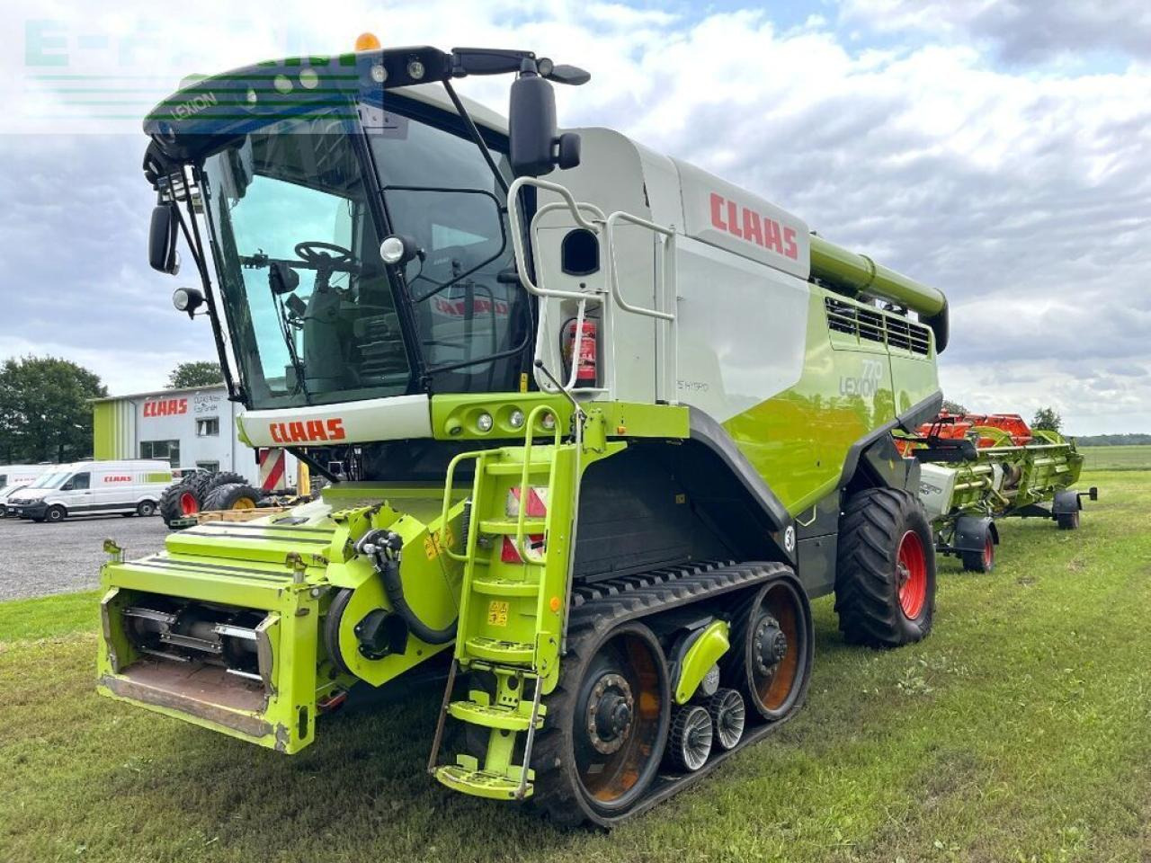 CLAAS lexion 770 tt terra trac, vario 1080, quantimete - Kombájn: 4 kép. CLAAS lexion 770 tt terra trac, vario 1080, quantimete - Kombájn: 4 kép.