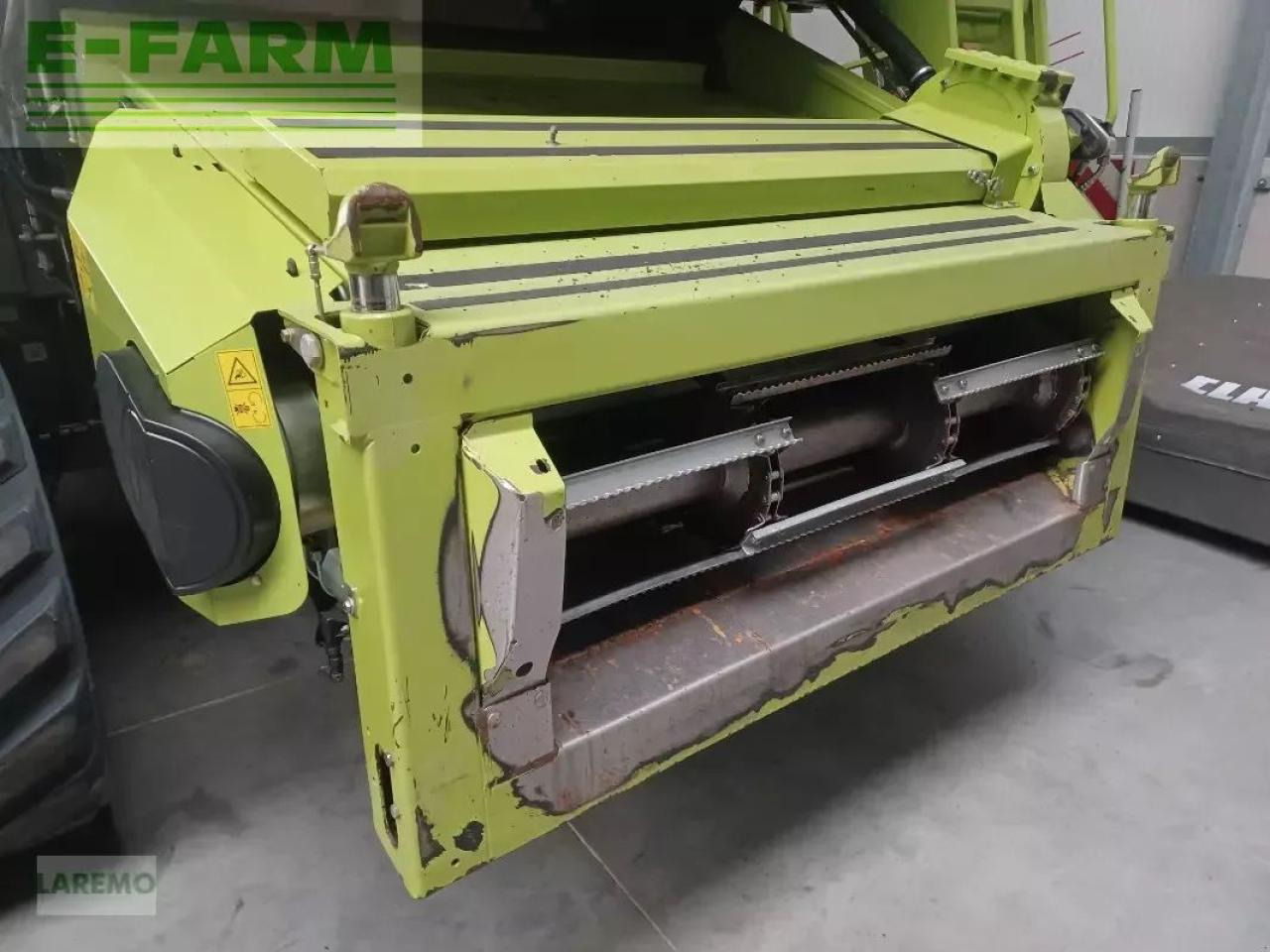 CLAAS lexion 770 tt terratrac + v1050 - Kombájn: 3 kép. CLAAS lexion 770 tt terratrac + v1050 - Kombájn: 3 kép.
