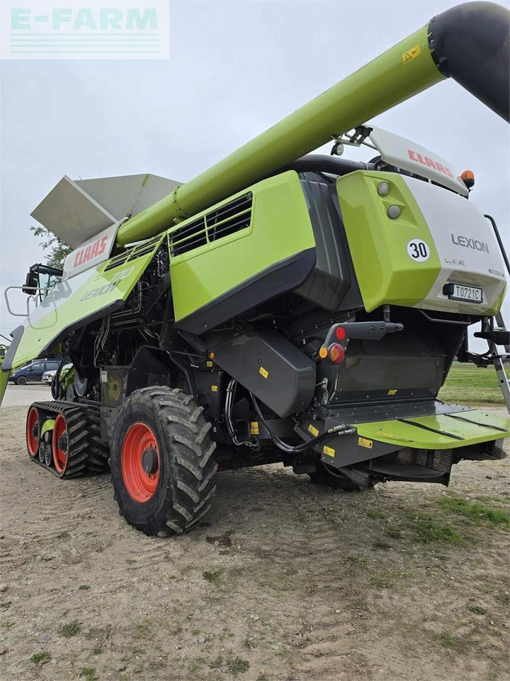 CLAAS lexion 770tt - Kombájn: 4 kép. CLAAS lexion 770tt - Kombájn: 4 kép.