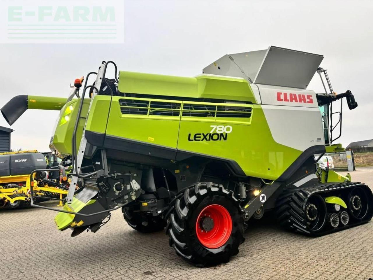 CLAAS lexion 780 tt - Kombájn: 5 kép. CLAAS lexion 780 tt - Kombájn: 5 kép.