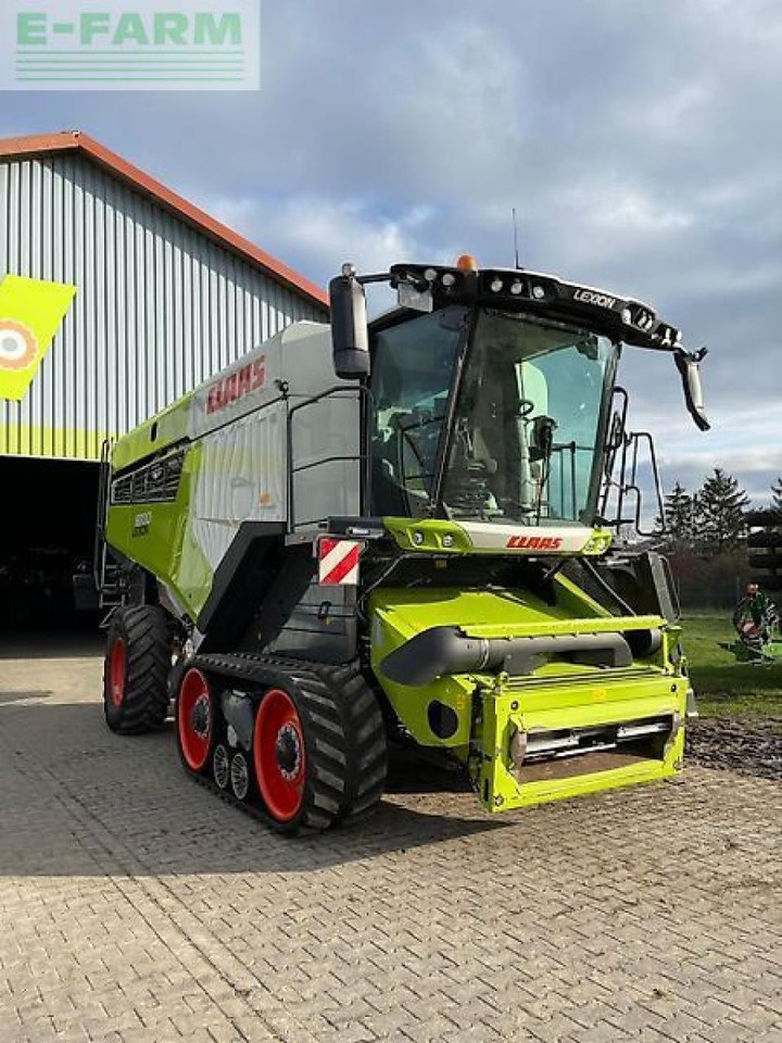 CLAAS lexion 8700 tt - Kombájn: 3 kép. CLAAS lexion 8700 tt - Kombájn: 3 kép.