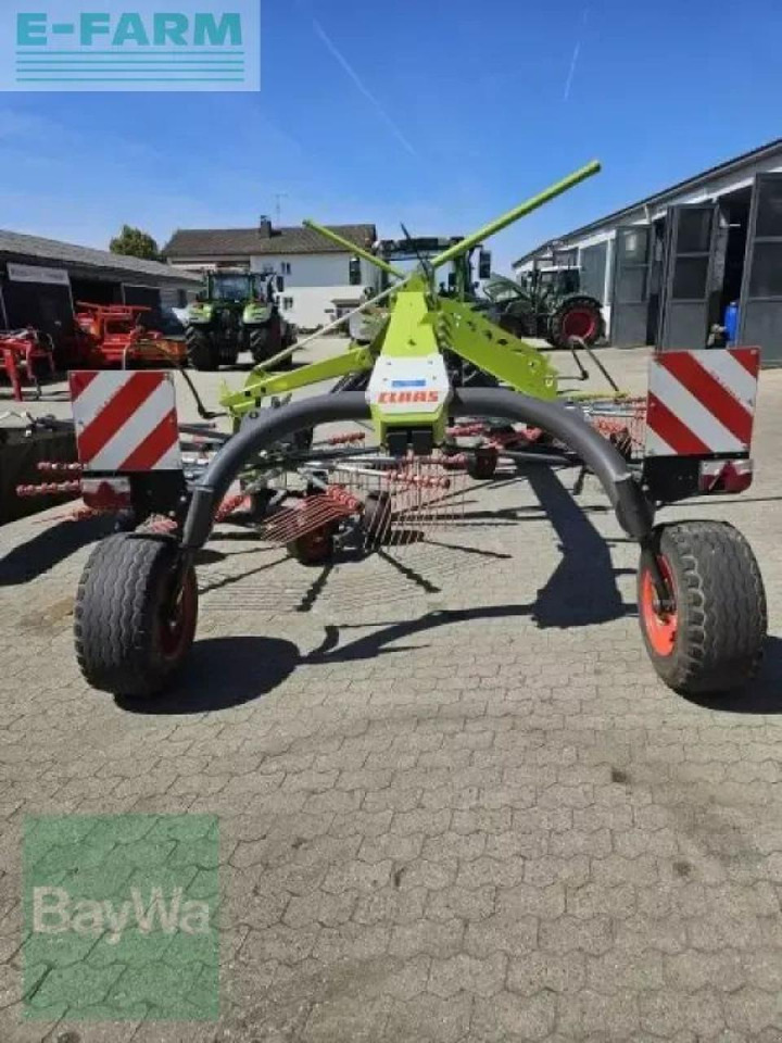 CLAAS liner 1700 - Szénaforgató: 5 kép. CLAAS liner 1700 - Szénaforgató: 5 kép.