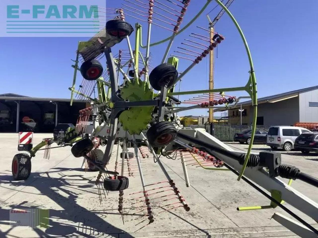 CLAAS liner 1750 - Szénaforgató: 4 kép. CLAAS liner 1750 - Szénaforgató: 4 kép.