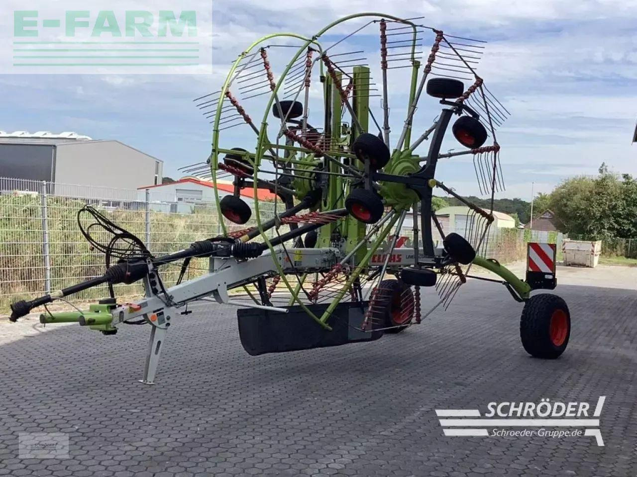 CLAAS liner 2800 - Szénaforgató: 3 kép. CLAAS liner 2800 - Szénaforgató: 3 kép.