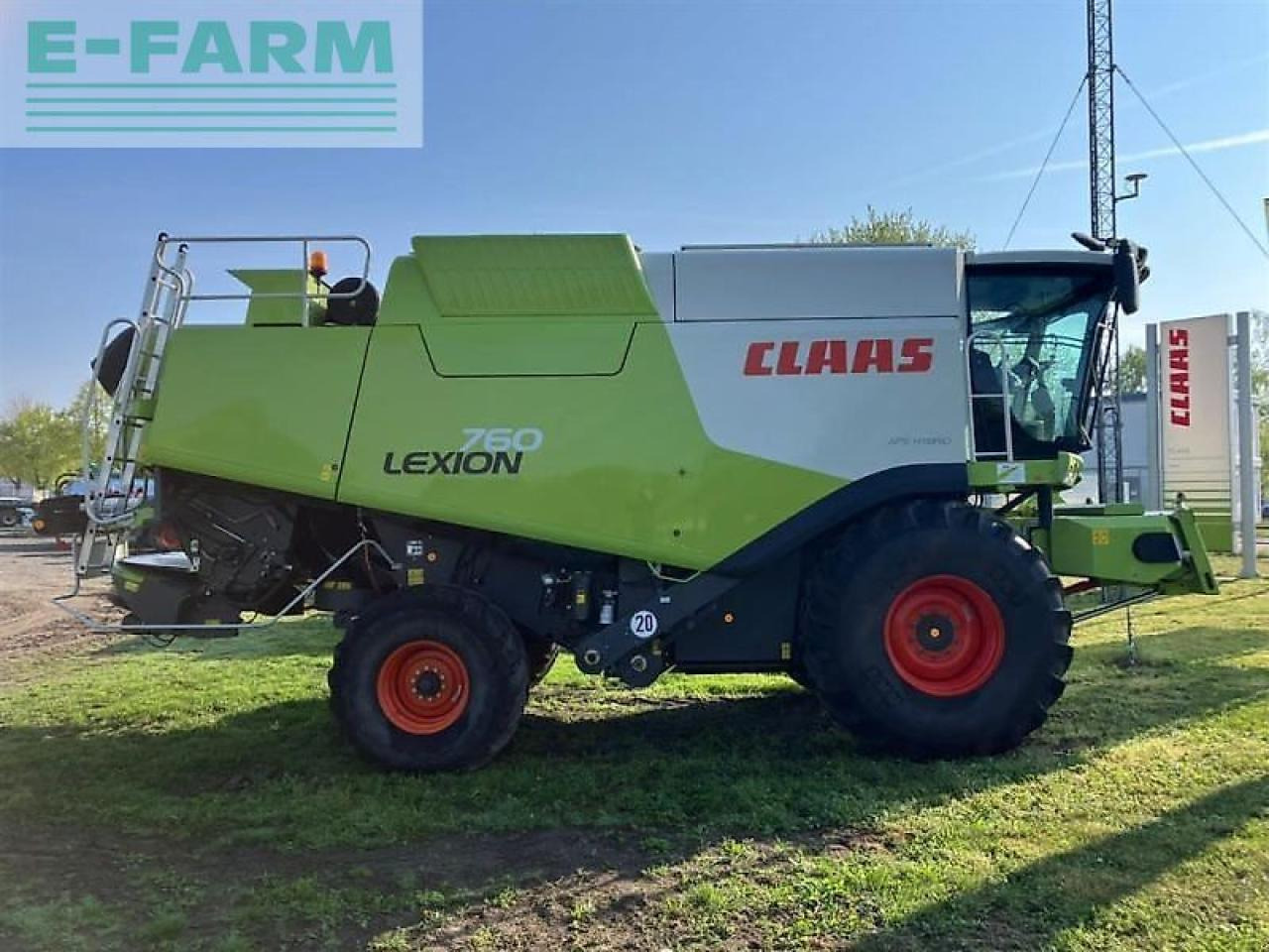 CLAAS mähdrescher claas lexion 760 - Kombájn: 2 kép. CLAAS mähdrescher claas lexion 760 - Kombájn: 2 kép.