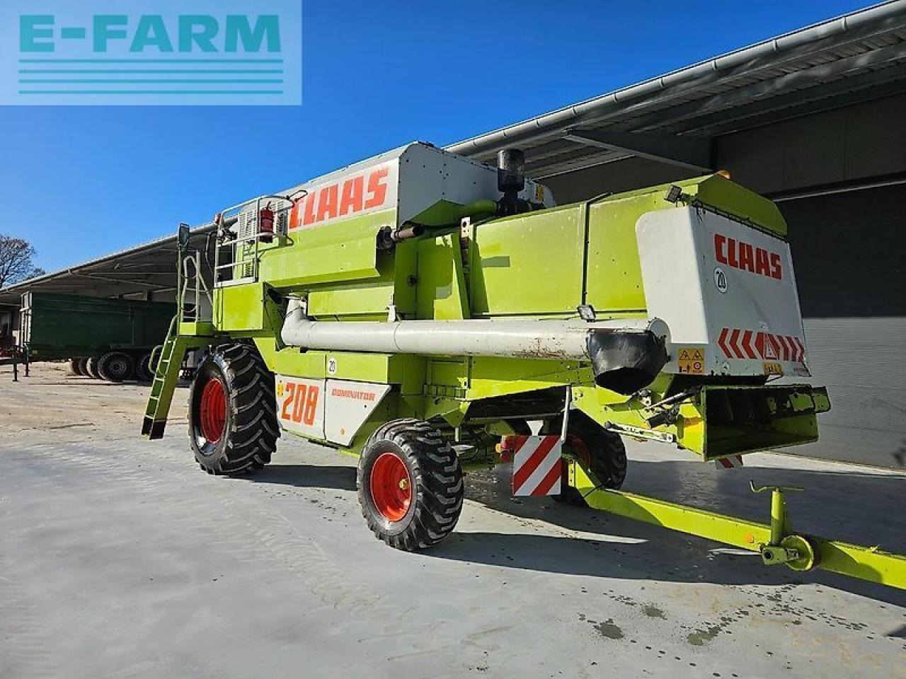 CLAAS mega 208 "gepflegte maschine" inzahlungnahme möglich - Kombájn: 4 kép. CLAAS mega 208 "gepflegte maschine" inzahlungnahme möglich - Kombájn: 4 kép.