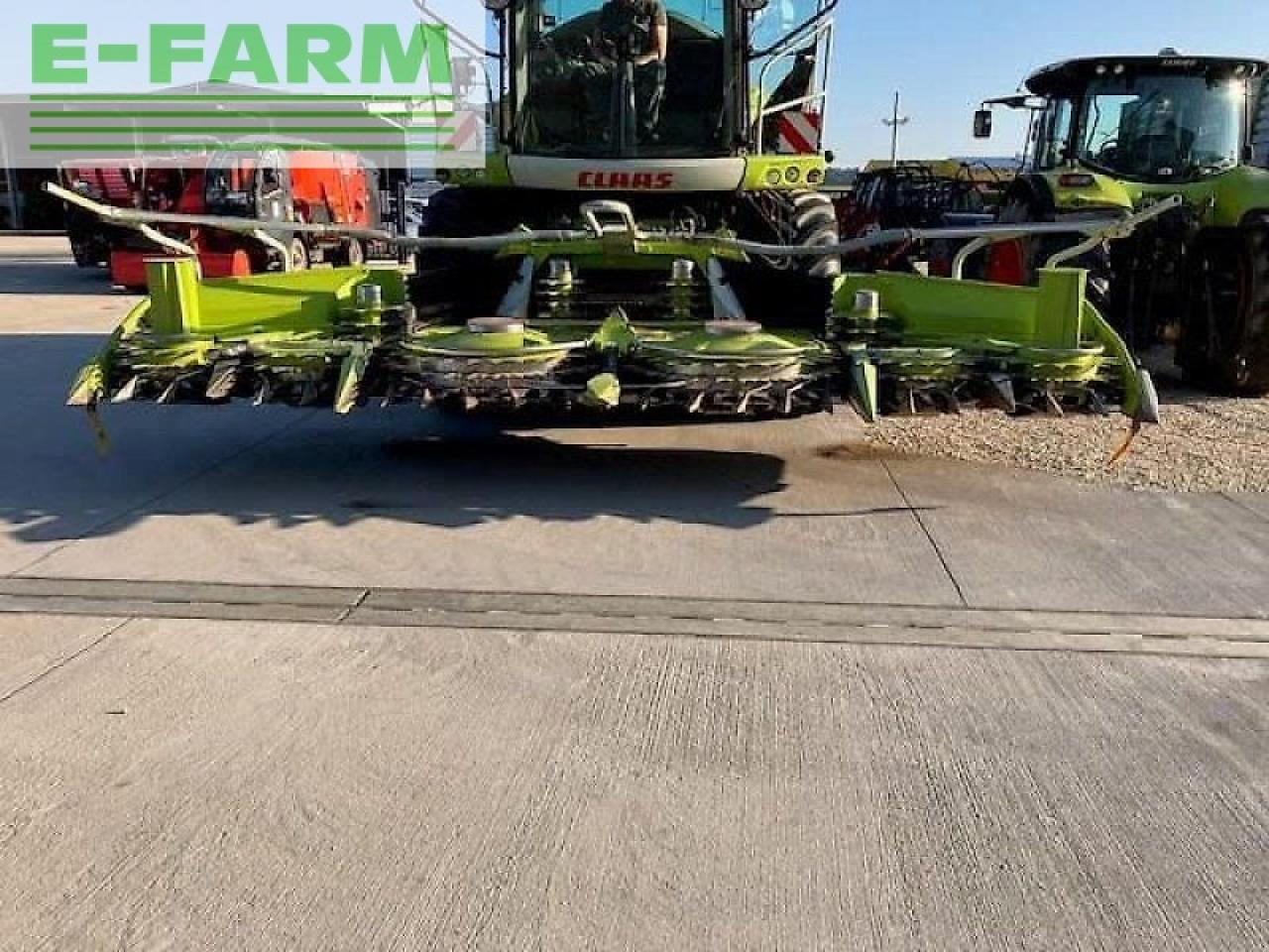 CLAAS orbis 600 sd - Takarmánybetakarító gép: 3 kép. CLAAS orbis 600 sd - Takarmánybetakarító gép: 3 kép.