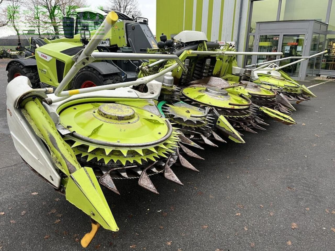 CLAAS orbis 750 ac auto contour, 10-reiher, für jaguar - Takarmánybetakarító gép: 1 kép. CLAAS orbis 750 ac auto contour, 10-reiher, für jaguar - Takarmánybetakarító gép: 1 kép.