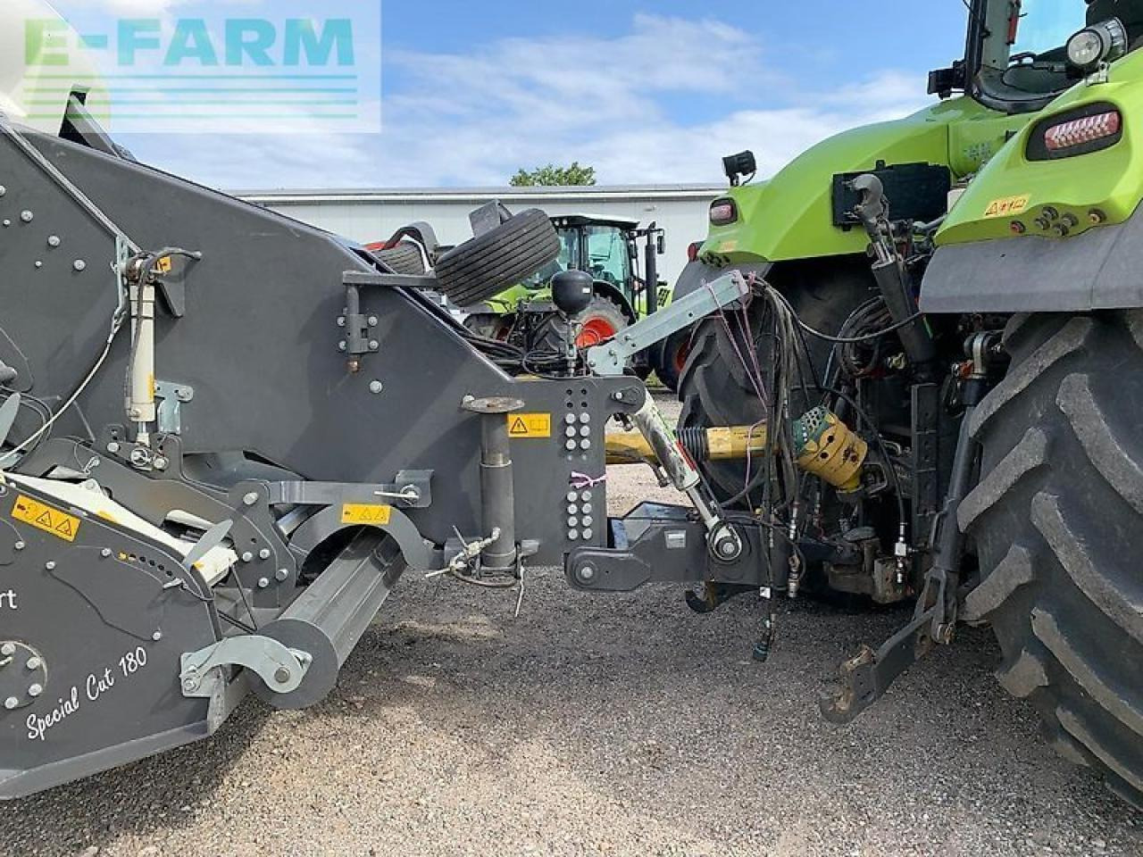 CLAAS quadrant 3300 - Kocka bálázó: 5 kép. CLAAS quadrant 3300 - Kocka bálázó: 5 kép.