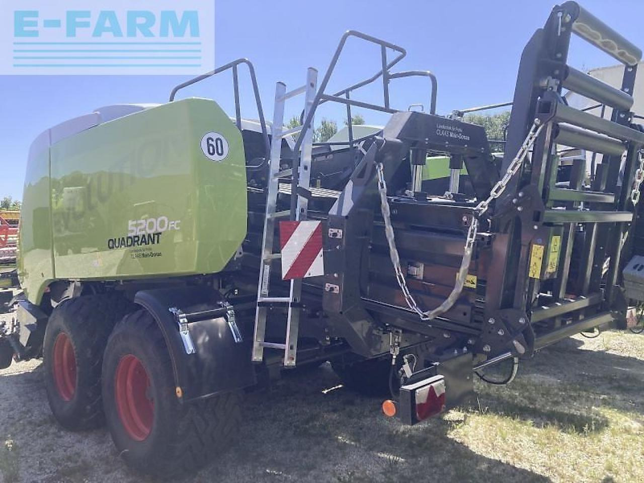 CLAAS quadrant 5200 fc mit waage - Kocka bálázó: 4 kép. CLAAS quadrant 5200 fc mit waage - Kocka bálázó: 4 kép.