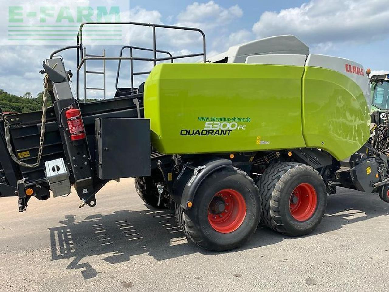 CLAAS quadrant 5300 fc tandem sofort einsatzbereit - Kocka bálázó: 1 kép. CLAAS quadrant 5300 fc tandem sofort einsatzbereit - Kocka bálázó: 1 kép.