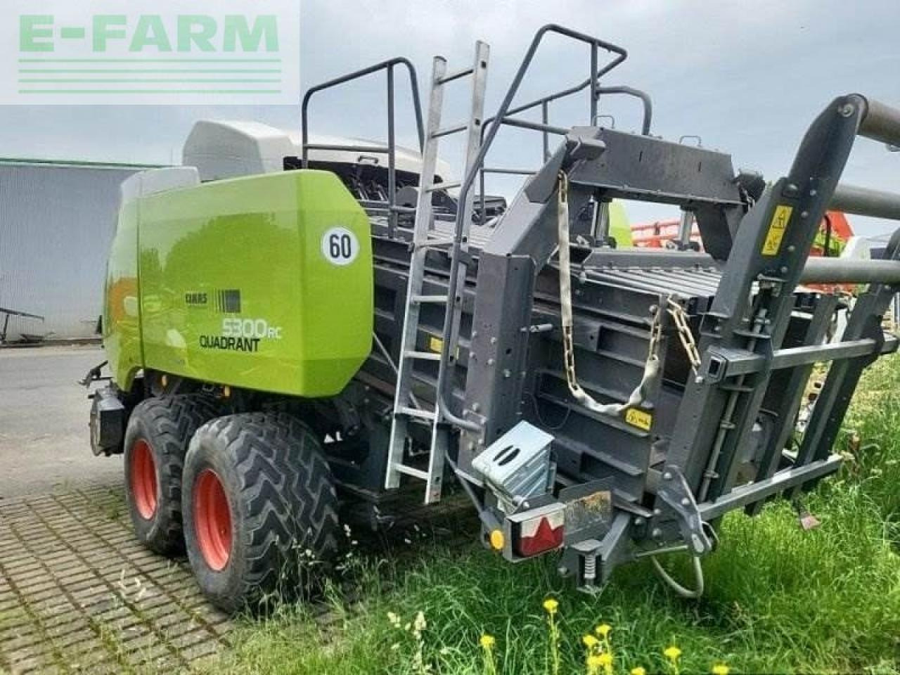 CLAAS quadrant 5300 rc t - Kocka bálázó: 3 kép. CLAAS quadrant 5300 rc t - Kocka bálázó: 3 kép.