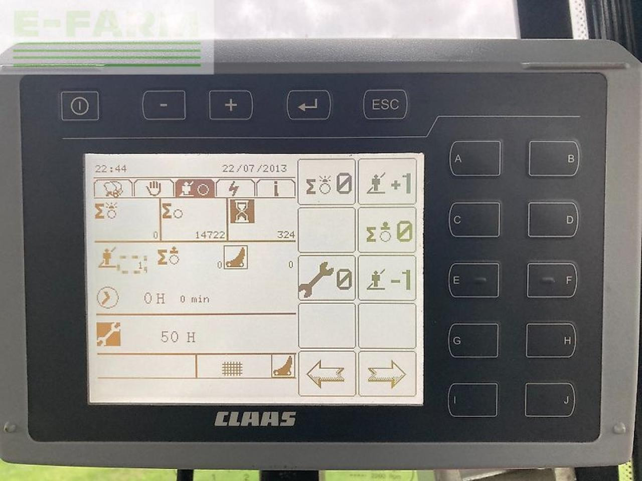 CLAAS rollant 374 rc pro - Kocka bálázó: 4 kép. CLAAS rollant 374 rc pro - Kocka bálázó: 4 kép.