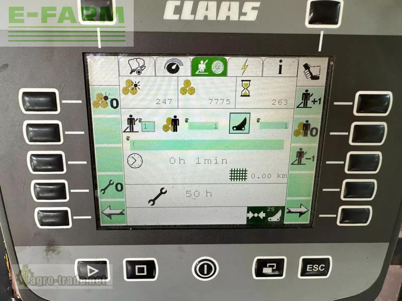 CLAAS rollant 454 rc - Kocka bálázó: 5 kép. CLAAS rollant 454 rc - Kocka bálázó: 5 kép.