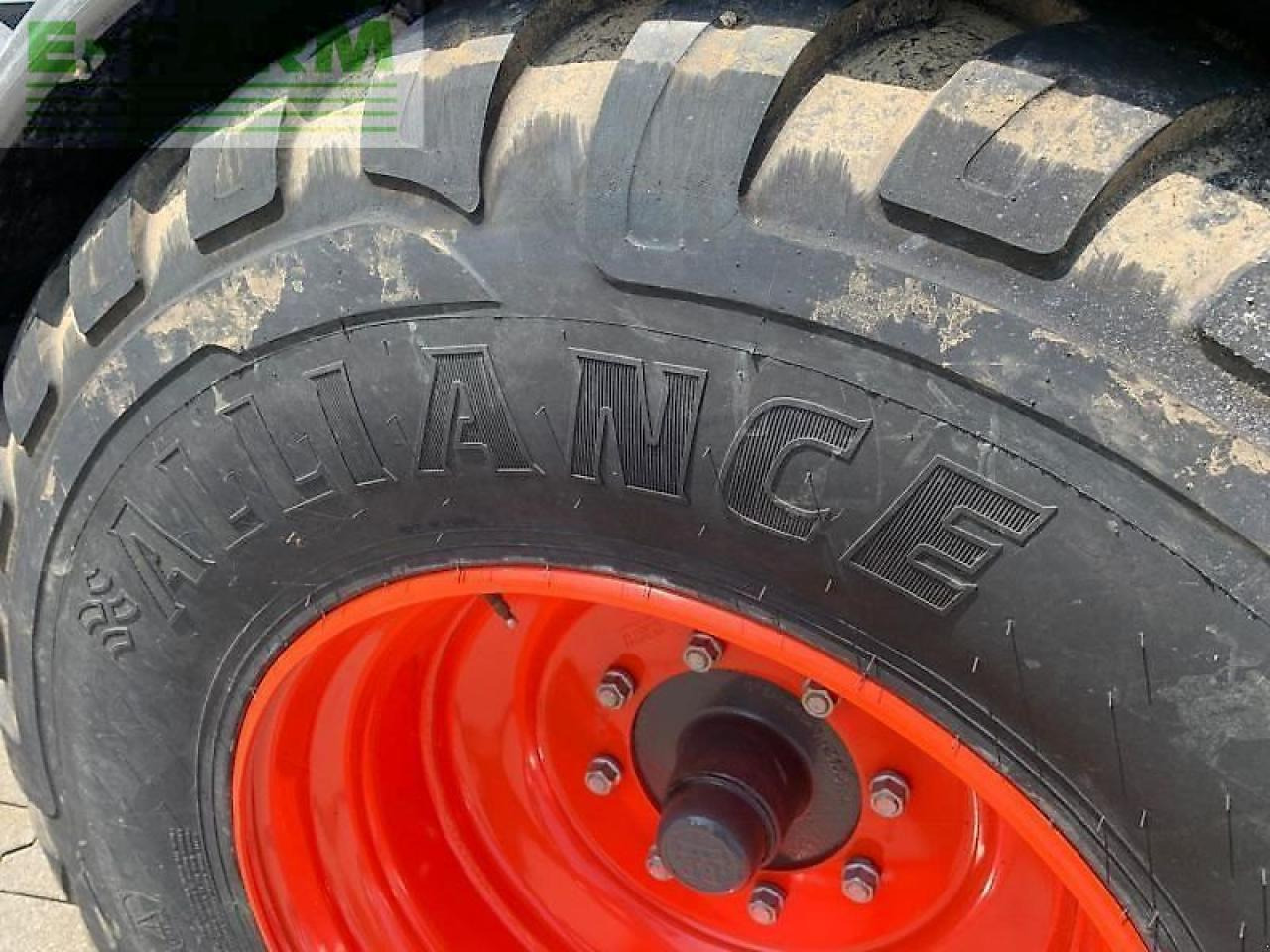 Kocka bálázó CLAAS rollant 454 rc uniwrap: 13 kép. Kocka bálázó CLAAS rollant 454 rc uniwrap: 13 kép.