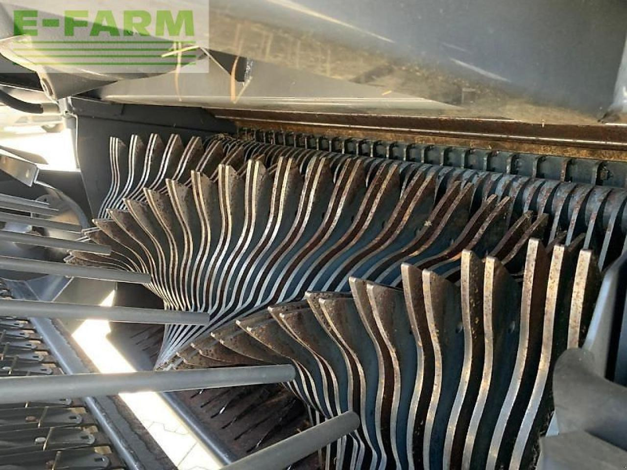 Kocka bálázó CLAAS rollant 454 rc uniwrap: 8 kép. Kocka bálázó CLAAS rollant 454 rc uniwrap: 8 kép.