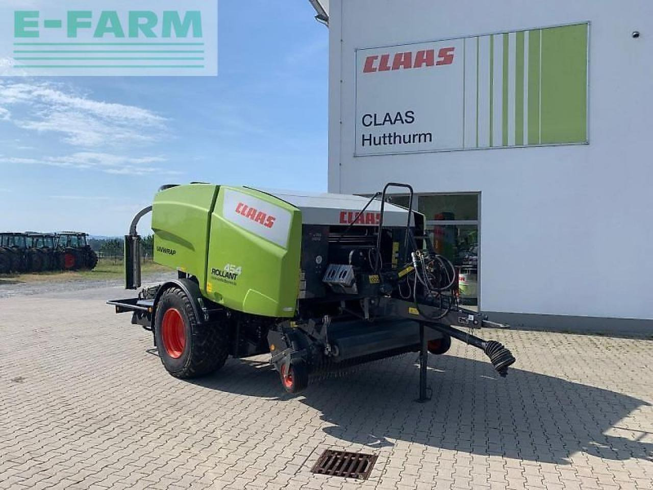 CLAAS rollant 454 rc uniwrap - Kocka bálázó: 1 kép. CLAAS rollant 454 rc uniwrap - Kocka bálázó: 1 kép.