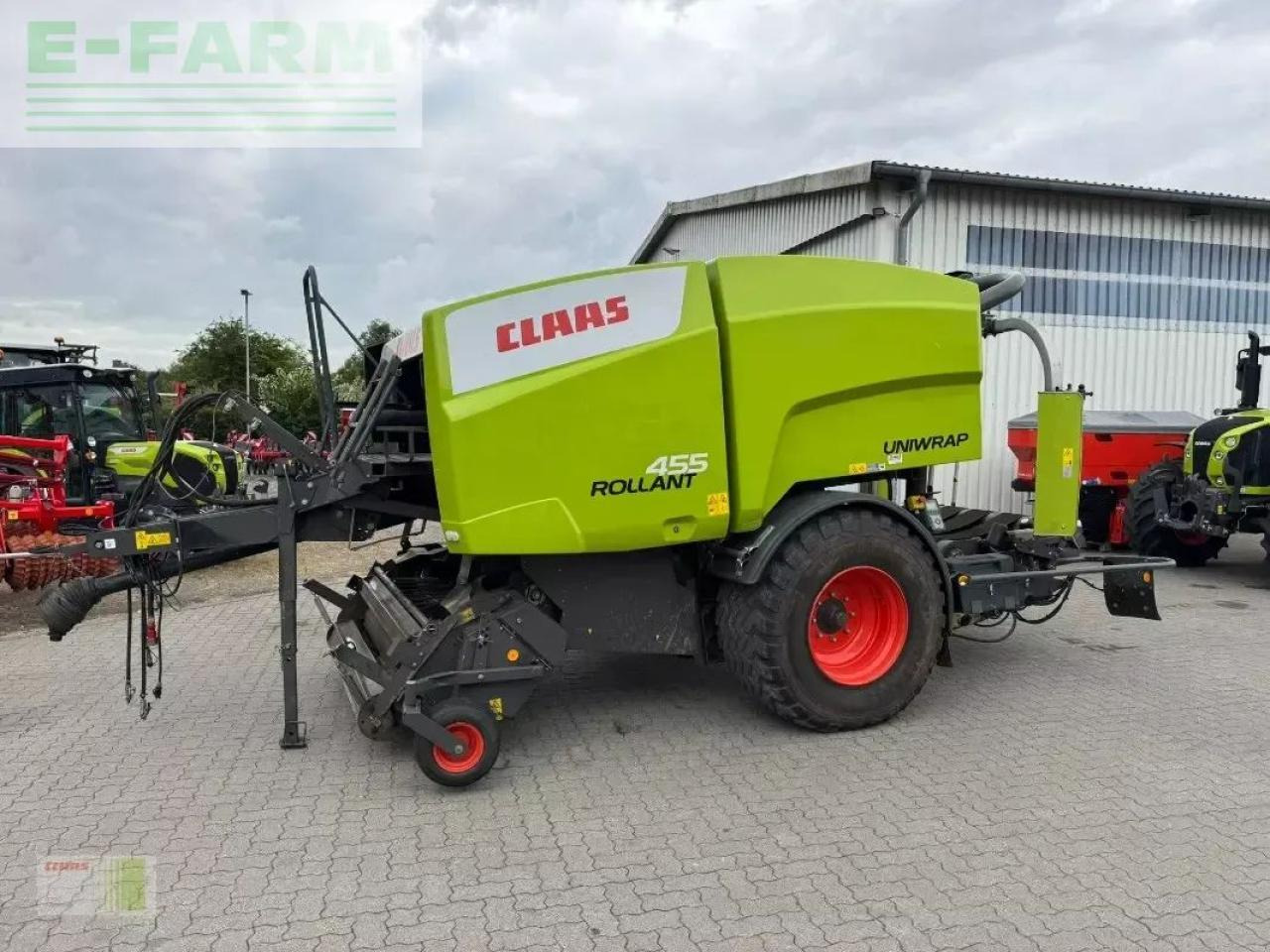 CLAAS rollant 455 rc uniwrap - Kocka bálázó: 1 kép. CLAAS rollant 455 rc uniwrap - Kocka bálázó: 1 kép.