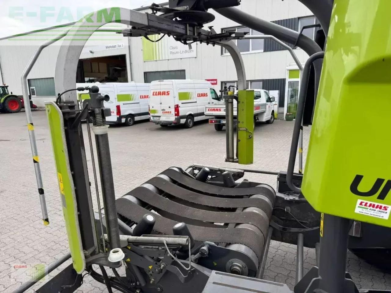 CLAAS rollant 455 rc uniwrap - Kocka bálázó: 3 kép. CLAAS rollant 455 rc uniwrap - Kocka bálázó: 3 kép.