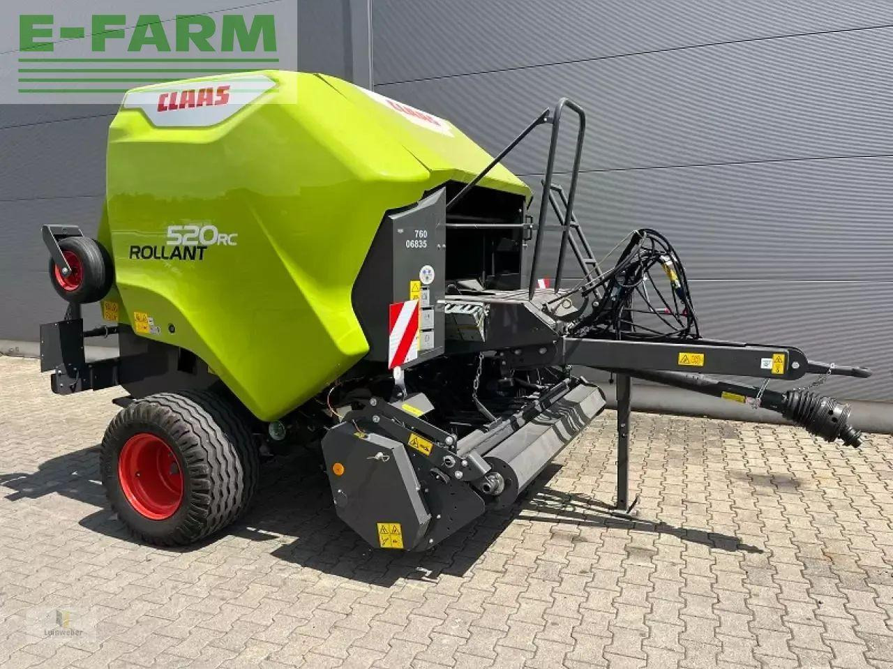CLAAS rollant 520 rc neu - Kocka bálázó: 1 kép. CLAAS rollant 520 rc neu - Kocka bálázó: 1 kép.