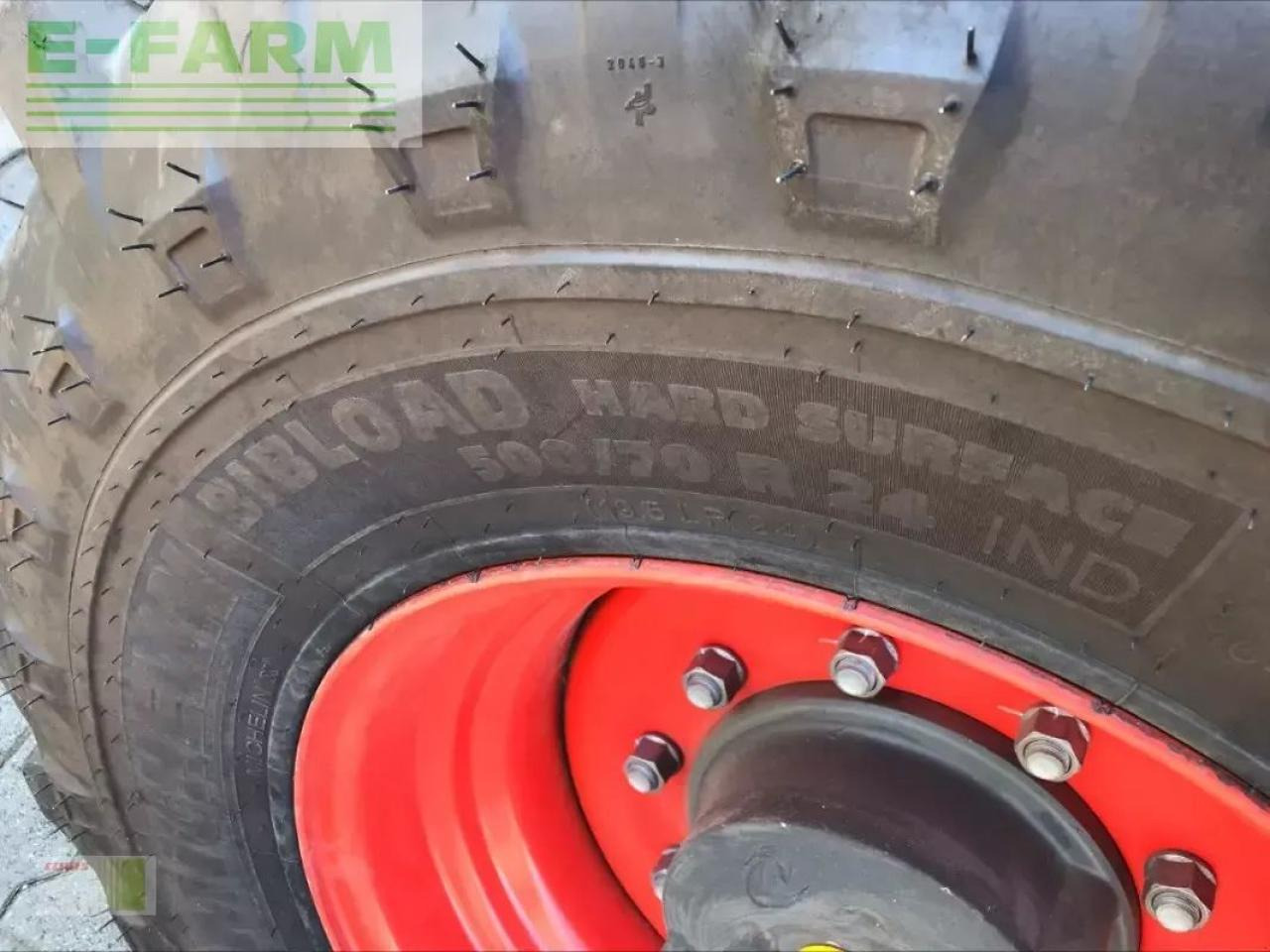 CLAAS scorpion 746 - Teleszkópos rakodó: 2 kép. CLAAS scorpion 746 - Teleszkópos rakodó: 2 kép.