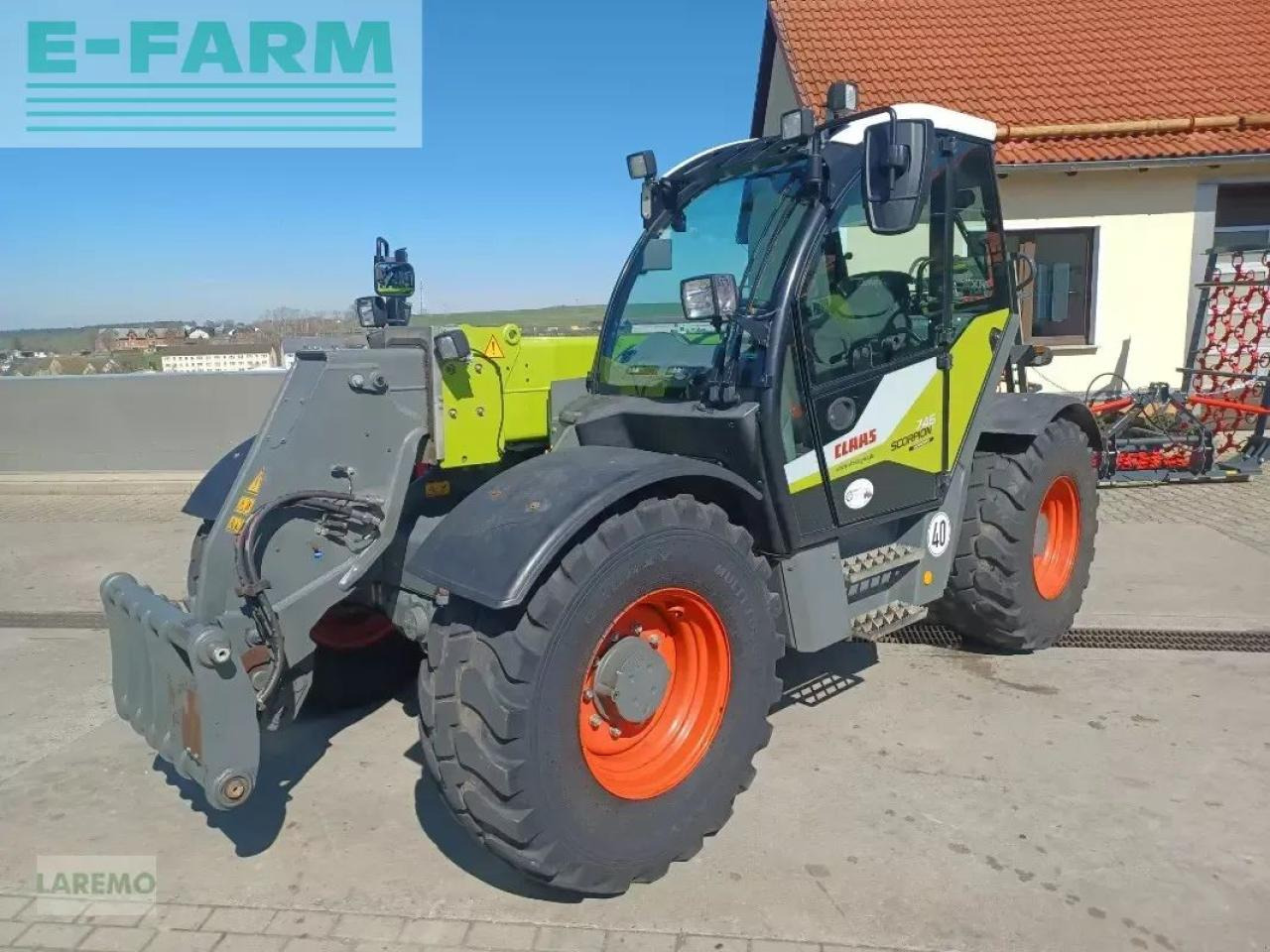 CLAAS scorpion 746 - Teleszkópos rakodó: 3 kép. CLAAS scorpion 746 - Teleszkópos rakodó: 3 kép.