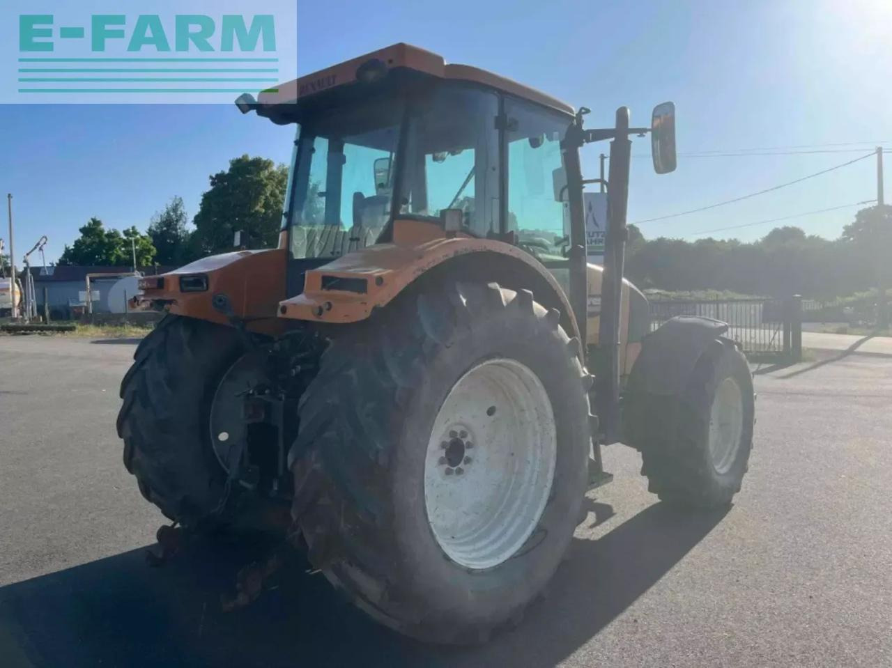 CLAAS tracteur agricole ares 656 rz claas RZ - Traktor: 4 kép. CLAAS tracteur agricole ares 656 rz claas RZ - Traktor: 4 kép.