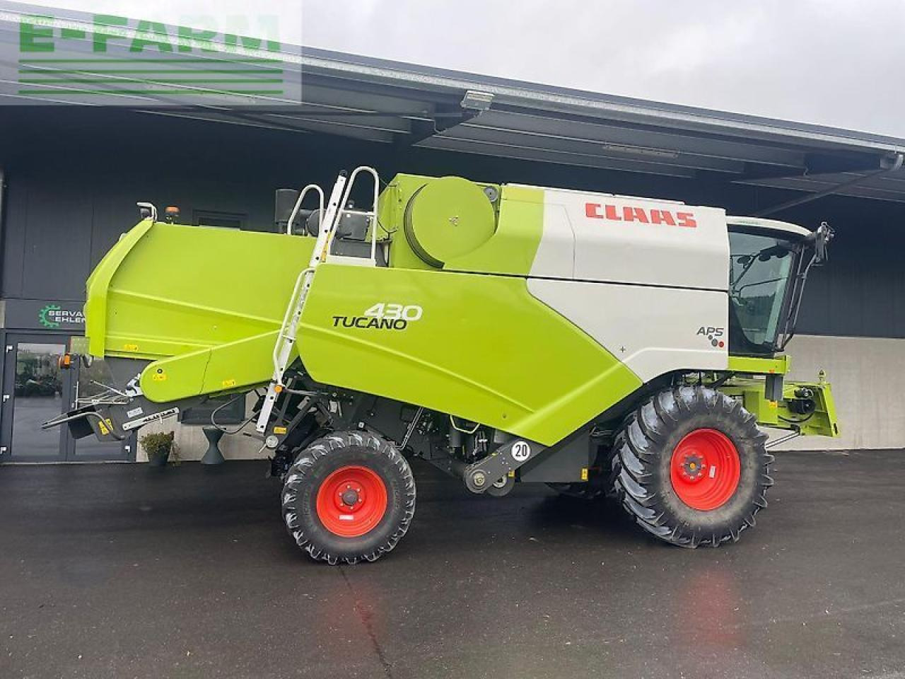 CLAAS tucano 430 + schneidwerk c540 - sofort einsatzbereite maschine! - Kombájn: 2 kép. CLAAS tucano 430 + schneidwerk c540 - sofort einsatzbereite maschine! - Kombájn: 2 kép.
