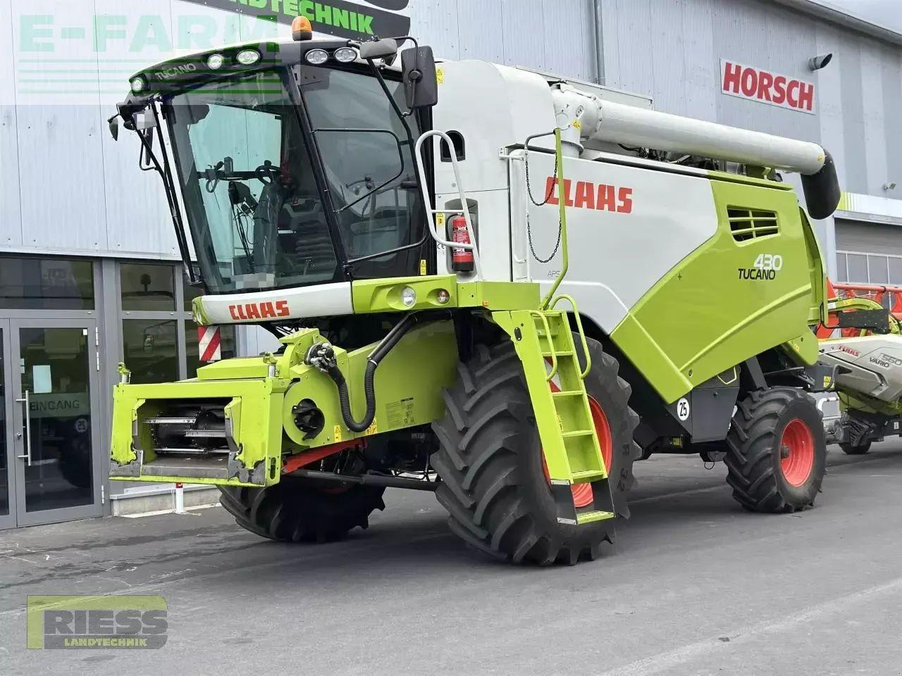 CLAAS tucano 430 vario 560 l34 - Kombájn: 1 kép. CLAAS tucano 430 vario 560 l34 - Kombájn: 1 kép.