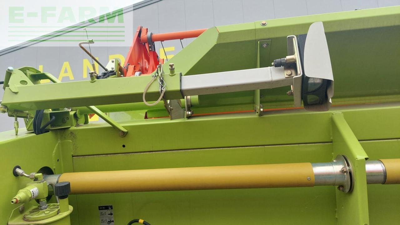 Kombájn adapter CLAAS v 900 inkl. wagen laser links/rechts: 7 kép.