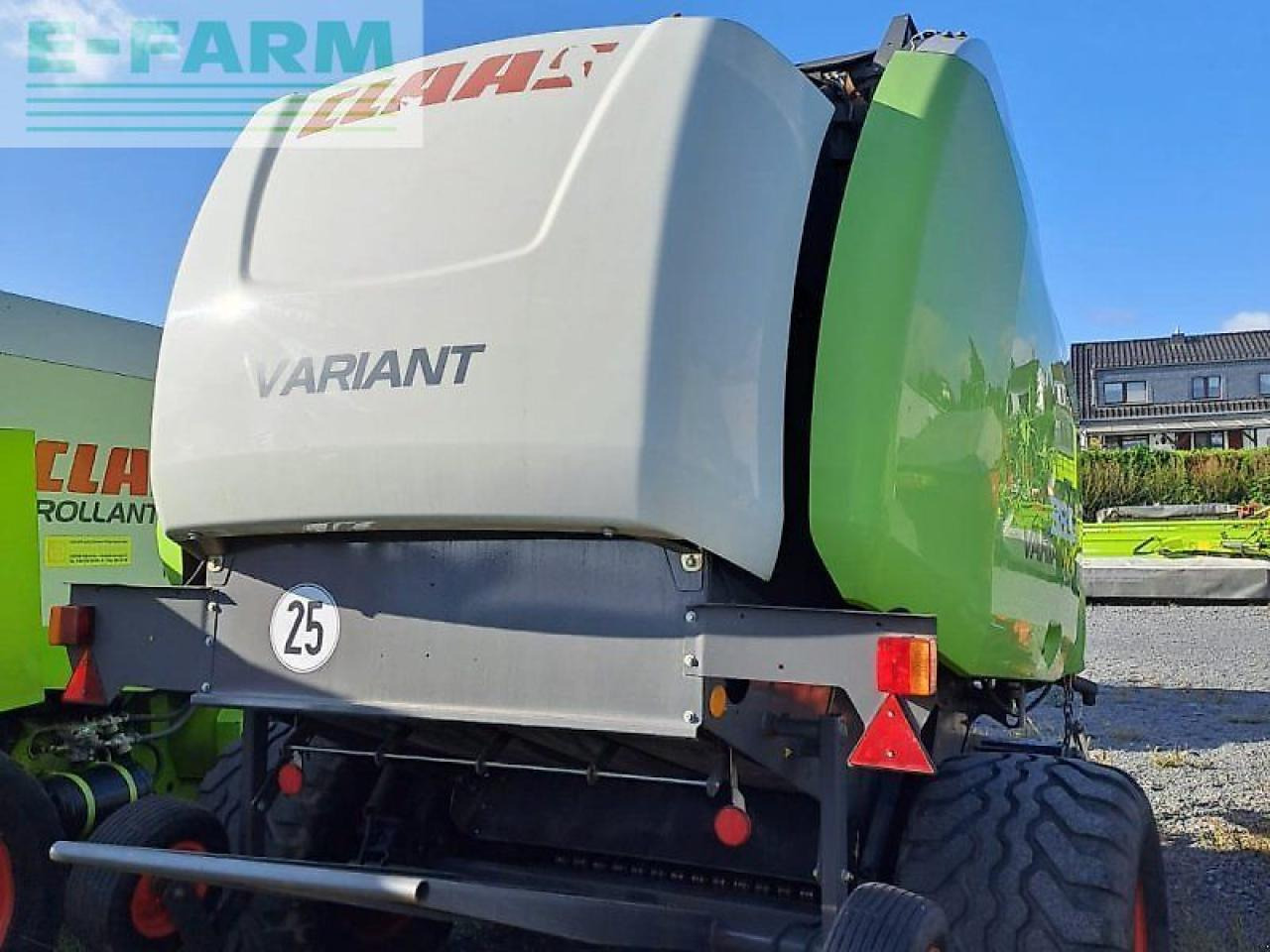 CLAAS variant 385 rc - Kocka bálázó: 4 kép. CLAAS variant 385 rc - Kocka bálázó: 4 kép.