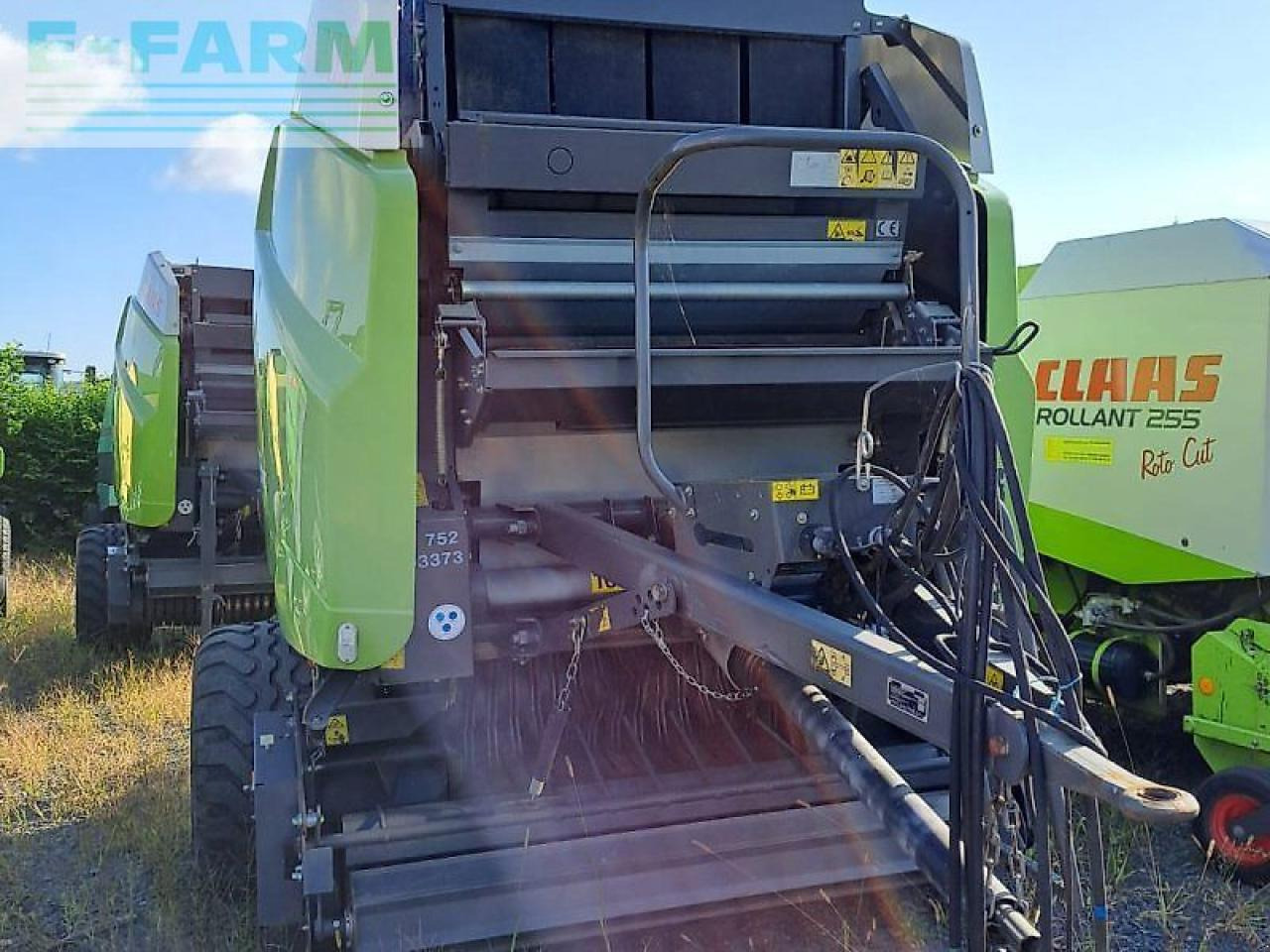 CLAAS variant 385 rc - Kocka bálázó: 3 kép. CLAAS variant 385 rc - Kocka bálázó: 3 kép.