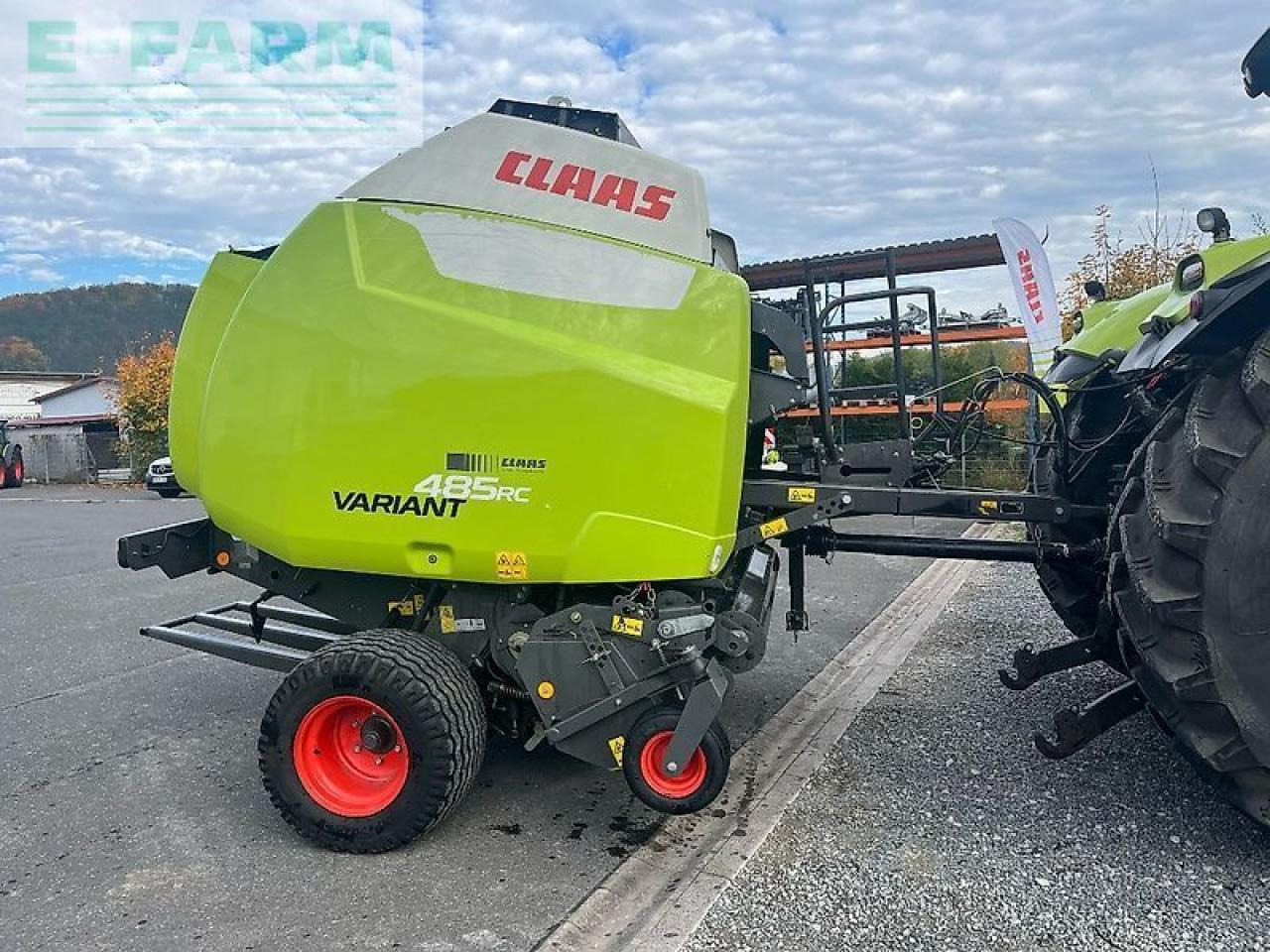 CLAAS variant 485 rc pro - Kocka bálázó: 1 kép. CLAAS variant 485 rc pro - Kocka bálázó: 1 kép.