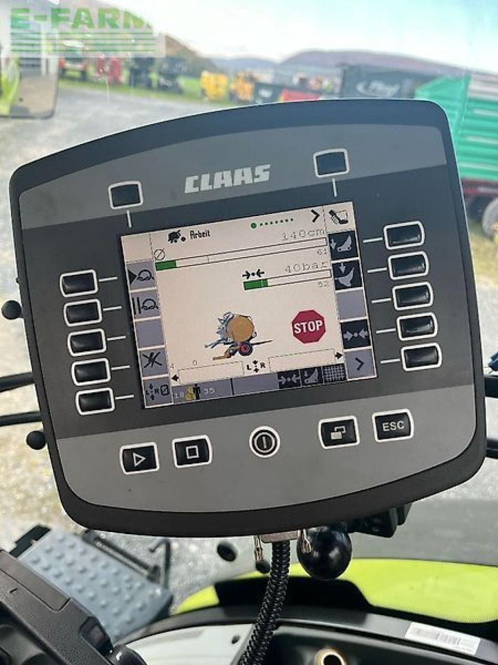 CLAAS variant 485 rc pro - Kocka bálázó: 4 kép. CLAAS variant 485 rc pro - Kocka bálázó: 4 kép.
