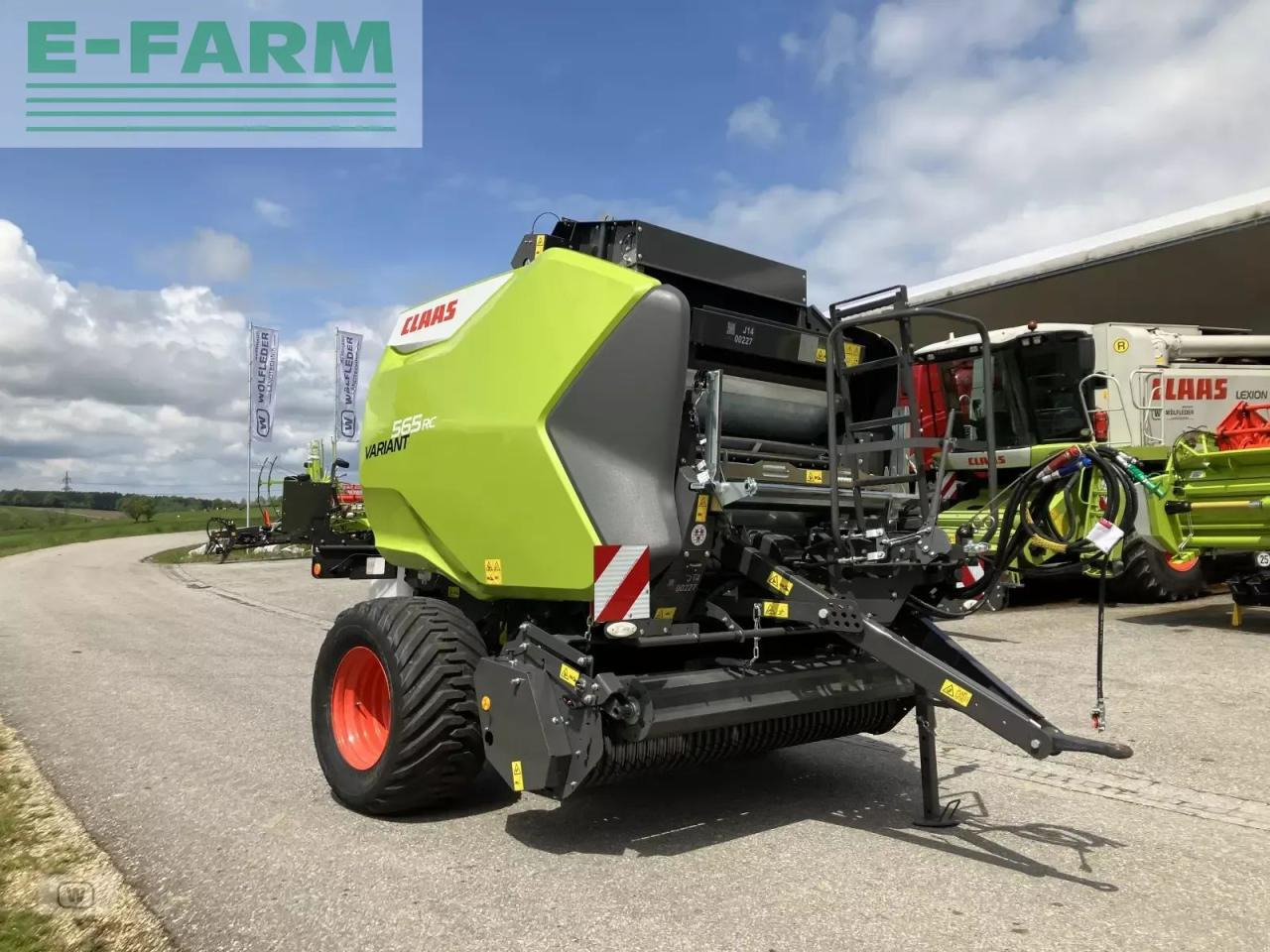 CLAAS variant 565 rc - Kocka bálázó: 1 kép. CLAAS variant 565 rc - Kocka bálázó: 1 kép.