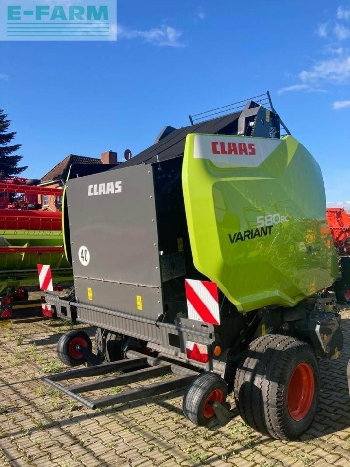 CLAAS variant 580 rc pro - Kocka bálázó: 3 kép. CLAAS variant 580 rc pro - Kocka bálázó: 3 kép.