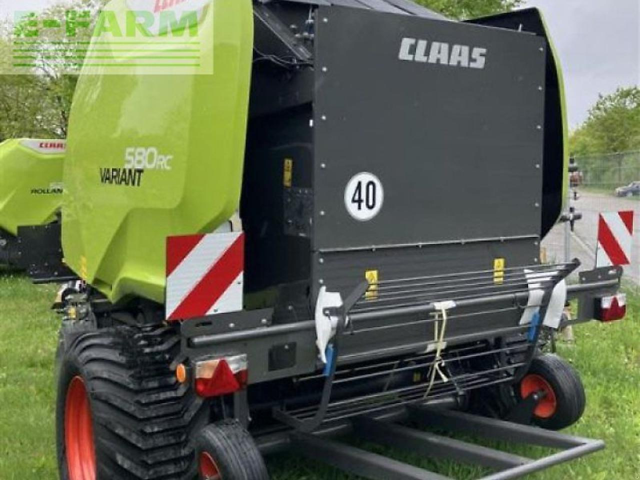 CLAAS variant 580 rc trend - Kocka bálázó: 1 kép. CLAAS variant 580 rc trend - Kocka bálázó: 1 kép.