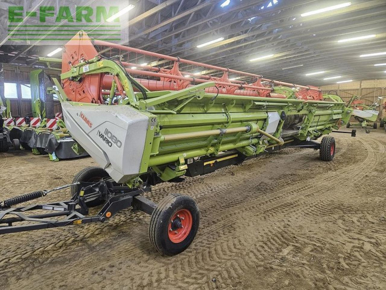 CLAAS vario 1080 + rapstrenner + transportwagen - Kombájn adapter: 1 kép. CLAAS vario 1080 + rapstrenner + transportwagen - Kombájn adapter: 1 kép.