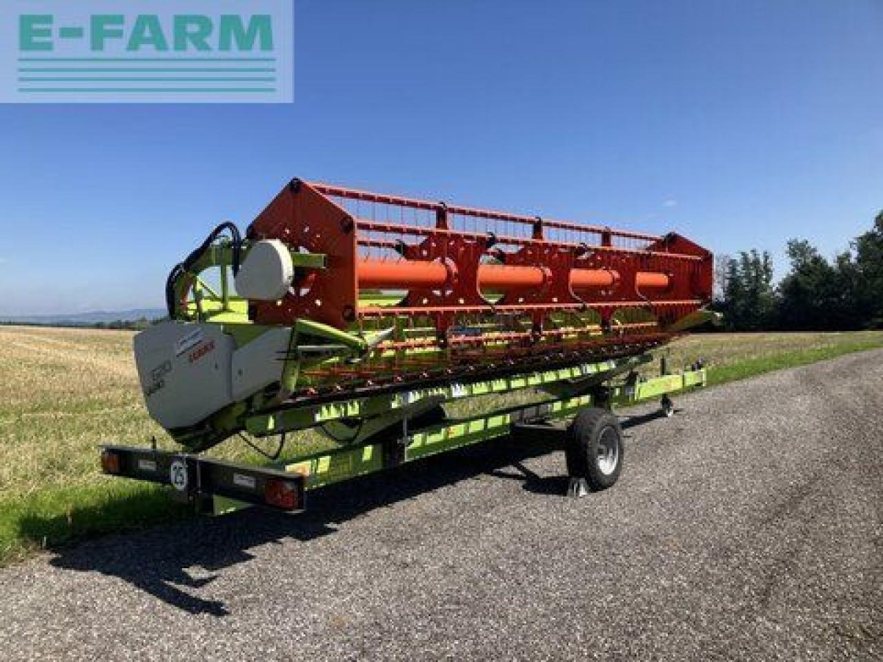 CLAAS vario 620 - Takarmánybetakarító gép: 3 kép. CLAAS vario 620 - Takarmánybetakarító gép: 3 kép.