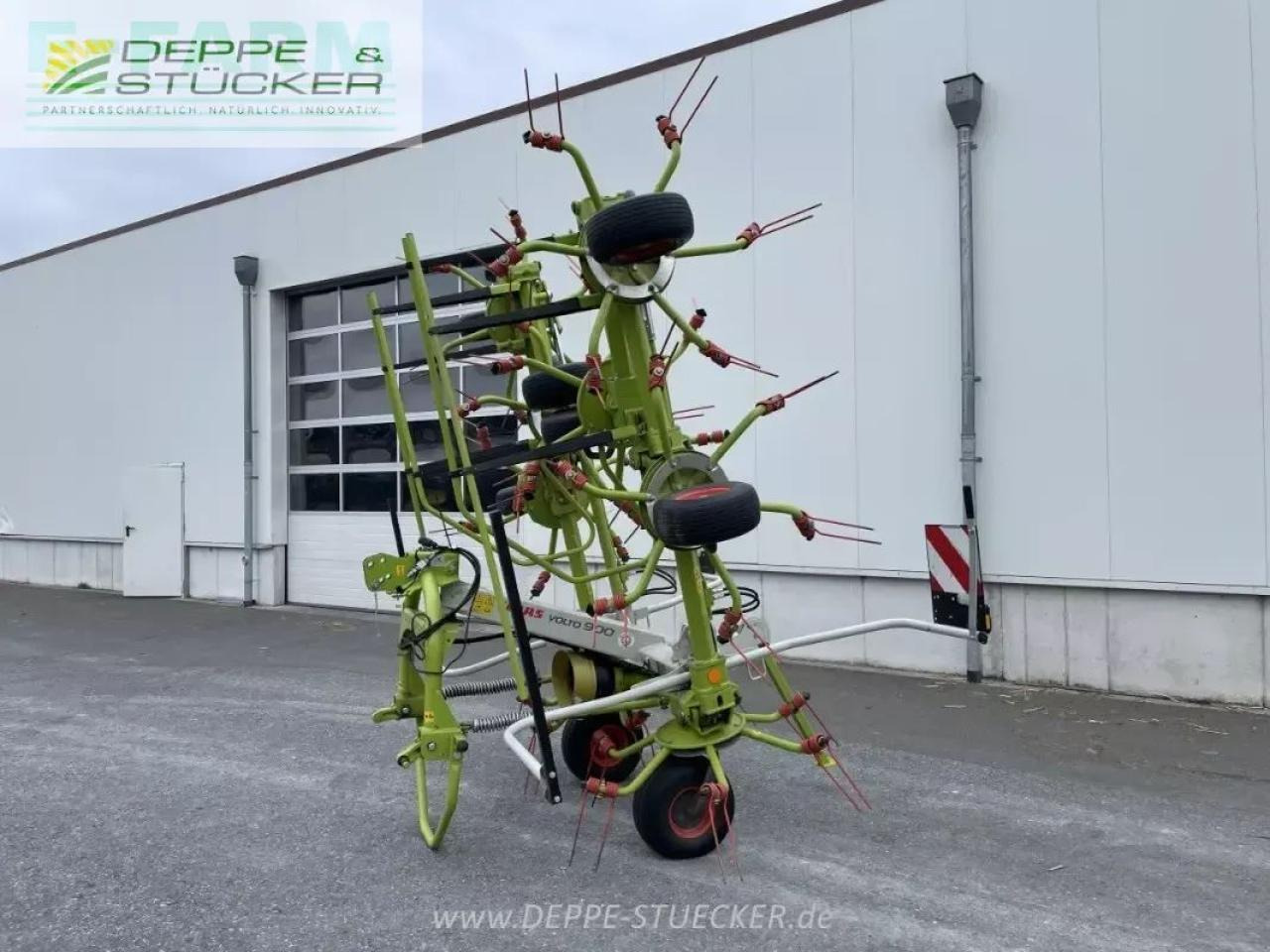 CLAAS volto 900 - Szénaforgató: 5 kép. CLAAS volto 900 - Szénaforgató: 5 kép.