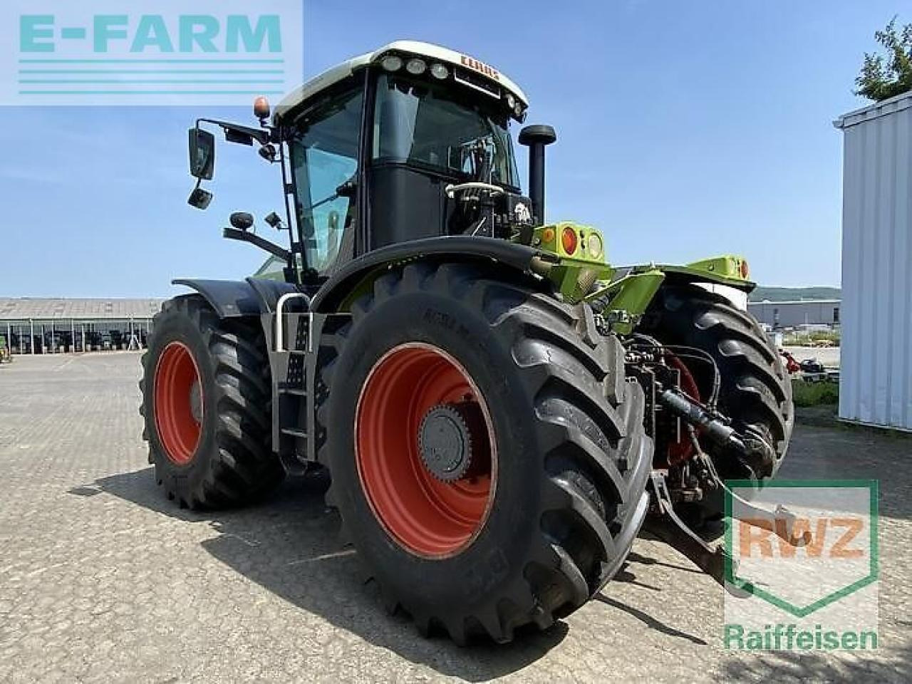 CLAAS xerion 3300 trac vc TRAC VC - Traktor: 5 kép. CLAAS xerion 3300 trac vc TRAC VC - Traktor: 5 kép.