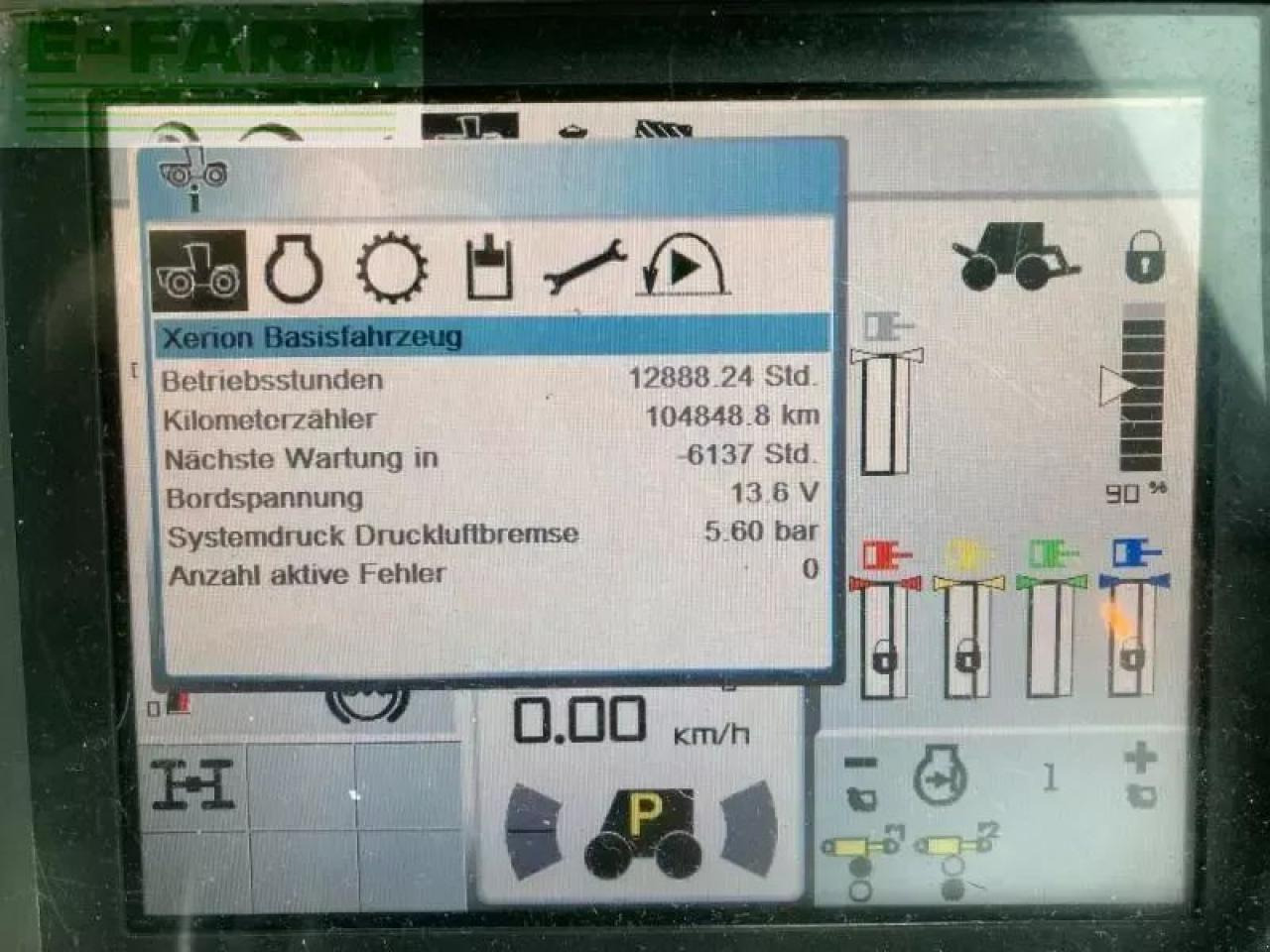 Traktor CLAAS xerion 3800 trac vc TRAC VC: 12 kép. Traktor CLAAS xerion 3800 trac vc TRAC VC: 12 kép.