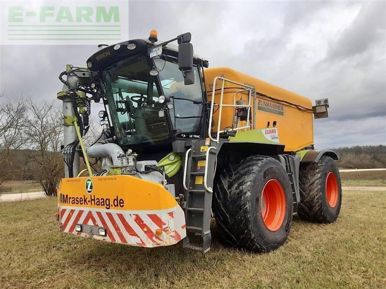 CLAAS xerion 4000 saddle trac SADDLE TRAC - Önjáró permetező: 1 kép. CLAAS xerion 4000 saddle trac SADDLE TRAC - Önjáró permetező: 1 kép.