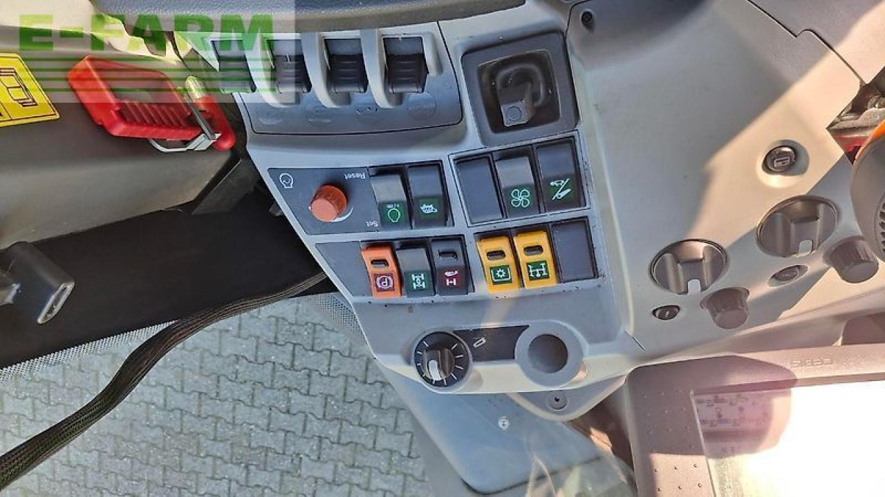 CLAAS xerion 4000 t vc - Traktor: 3 kép. CLAAS xerion 4000 t vc - Traktor: 3 kép.